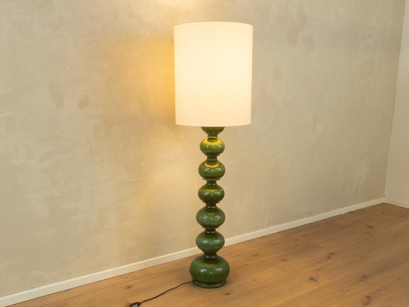 Mid-Century Modern Extraordinaire lampadaire en céramique 