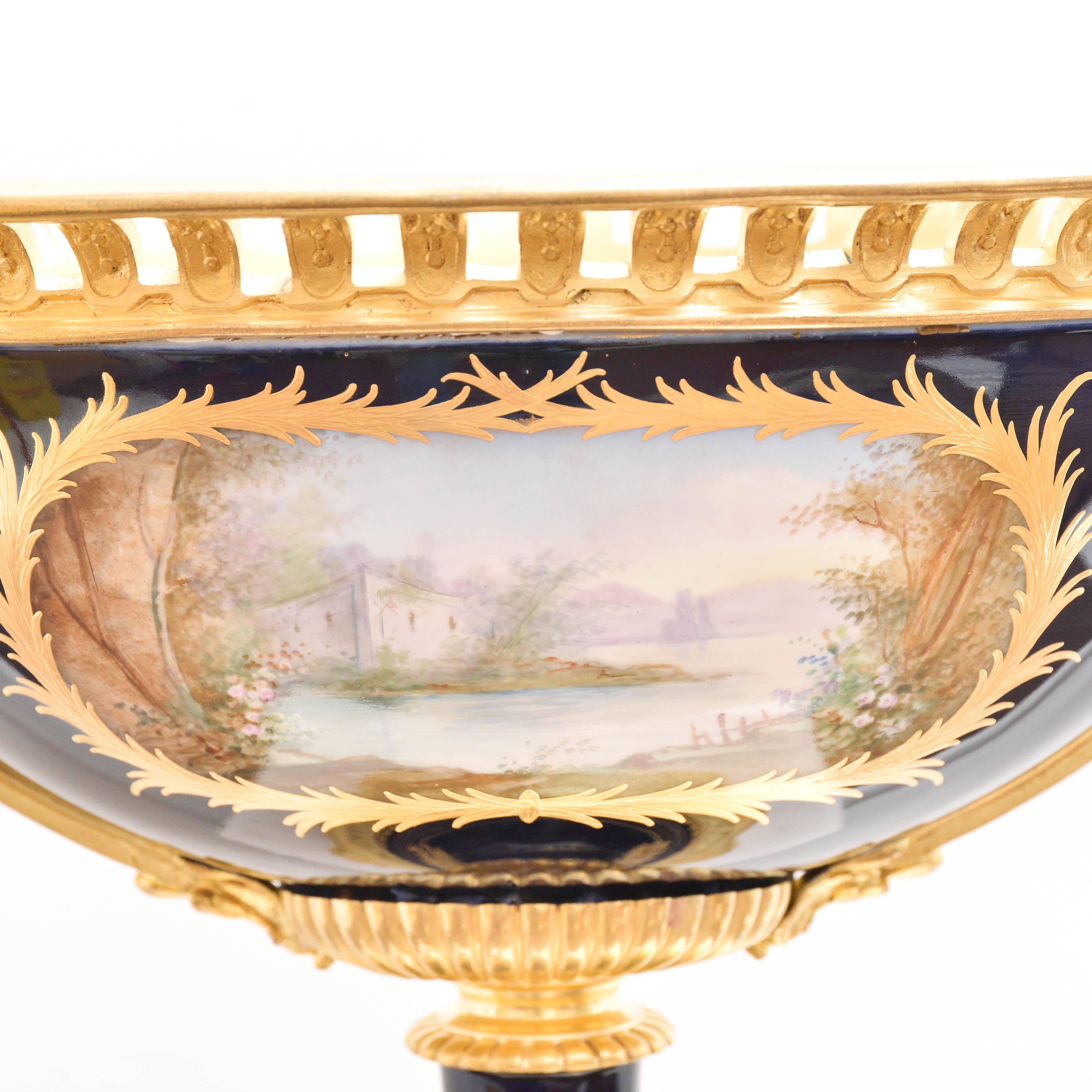 Extraordinary Centerpiece Sèvres Porcelain and Bronze, France, 1850s 9
