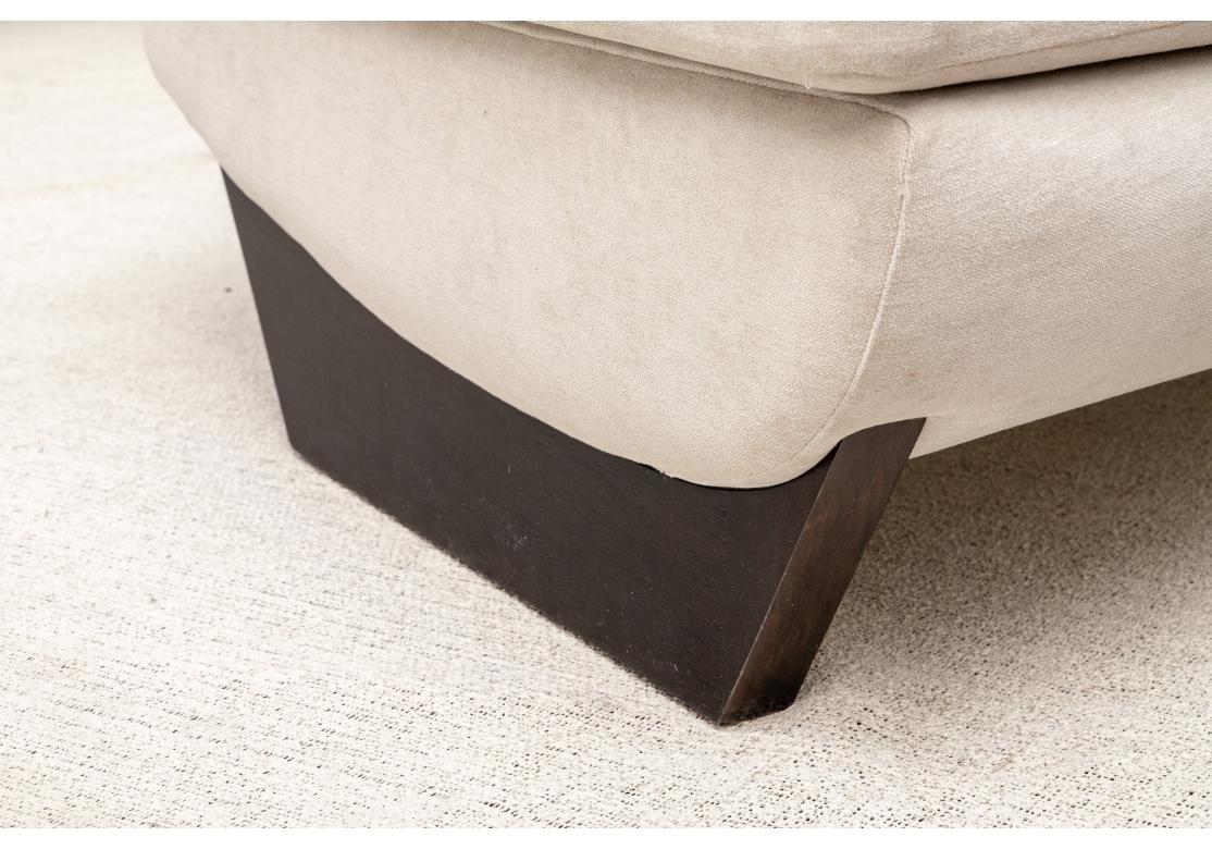 Extraordinary Circular “Clip” Sofa By Ransom Culler For Thayer Coggin For Sale 4