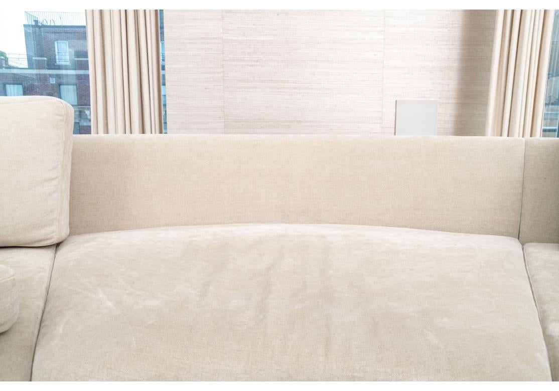 Extraordinary Circular “Clip” Sofa By Ransom Culler For Thayer Coggin For Sale 8