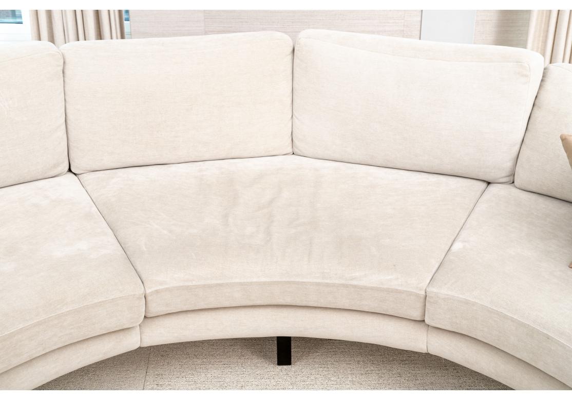 Extraordinary Circular “Clip” Sofa By Ransom Culler For Thayer Coggin In Good Condition For Sale In Bridgeport, CT