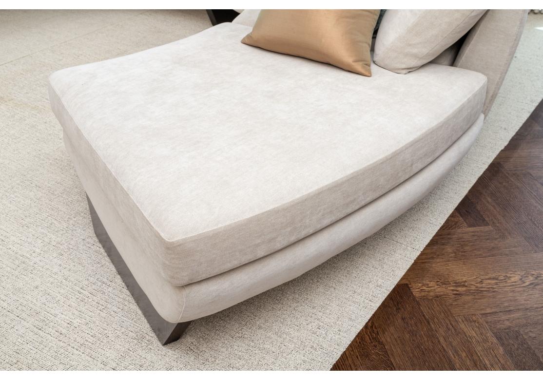 Extraordinary Circular “Clip” Sofa By Ransom Culler For Thayer Coggin For Sale 1