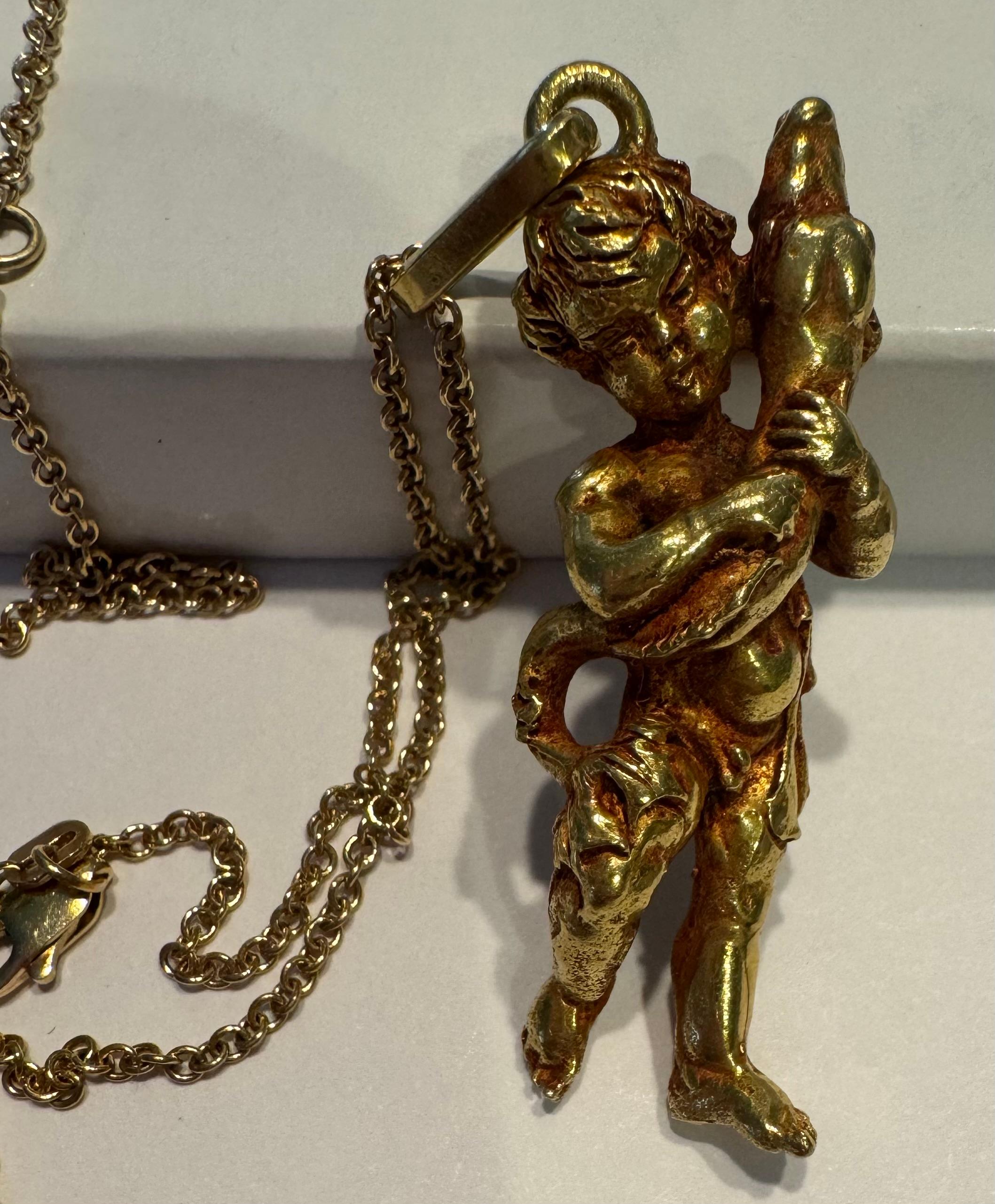 Italiano Ciondolo scolpito in oro 18k 