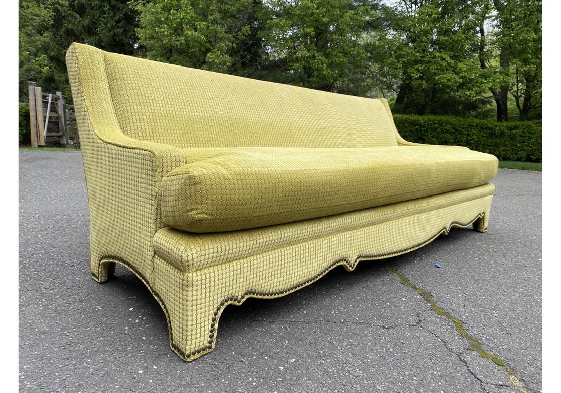 Extraordinaire canapé personnalisé conçu par Erwin-Lambeth pour Tomlinson en vente 4