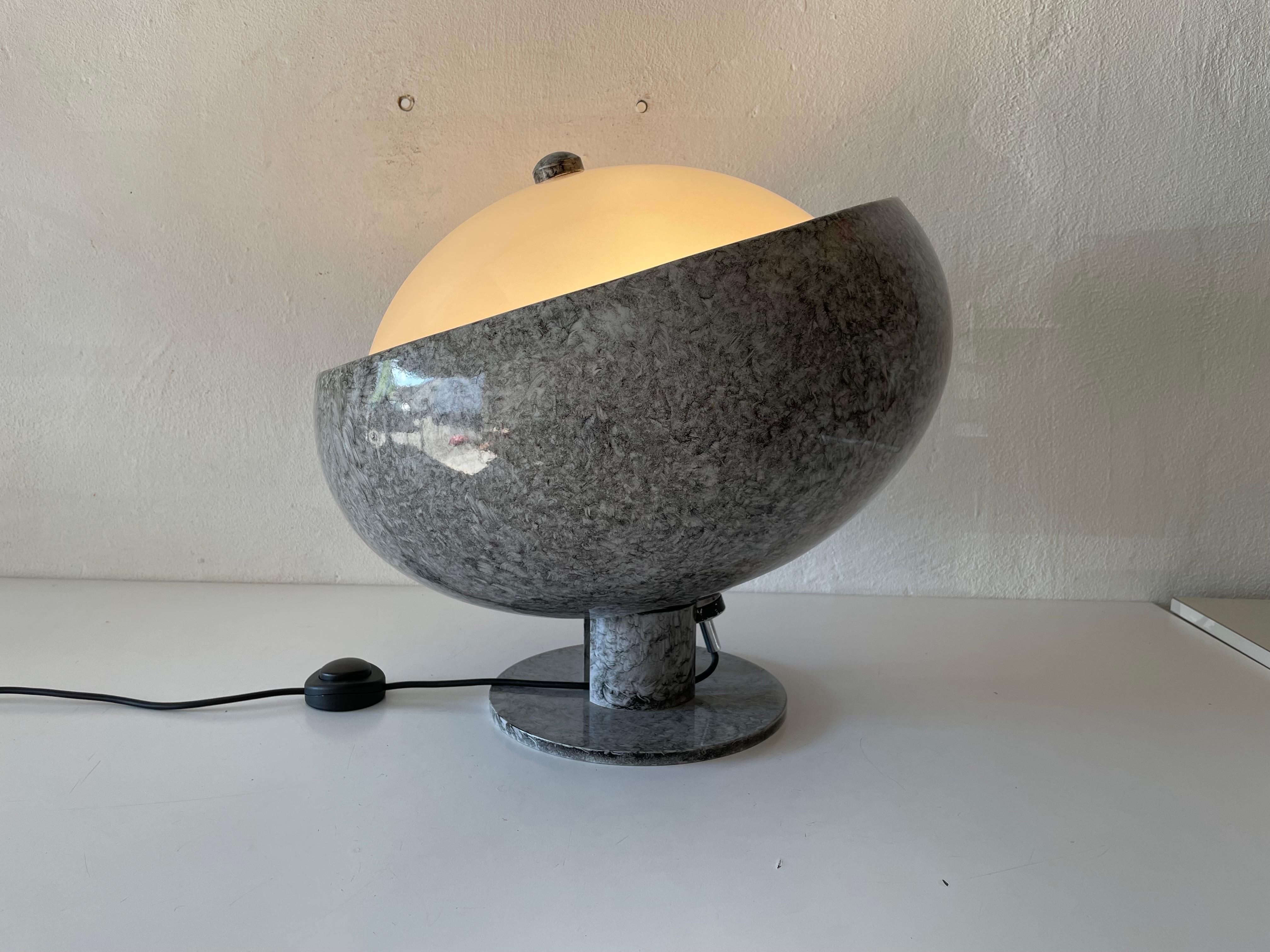 Extraordinary Design Plexiglass and Marble Body Floor Lamp, 1960s, Italy For Sale 4
