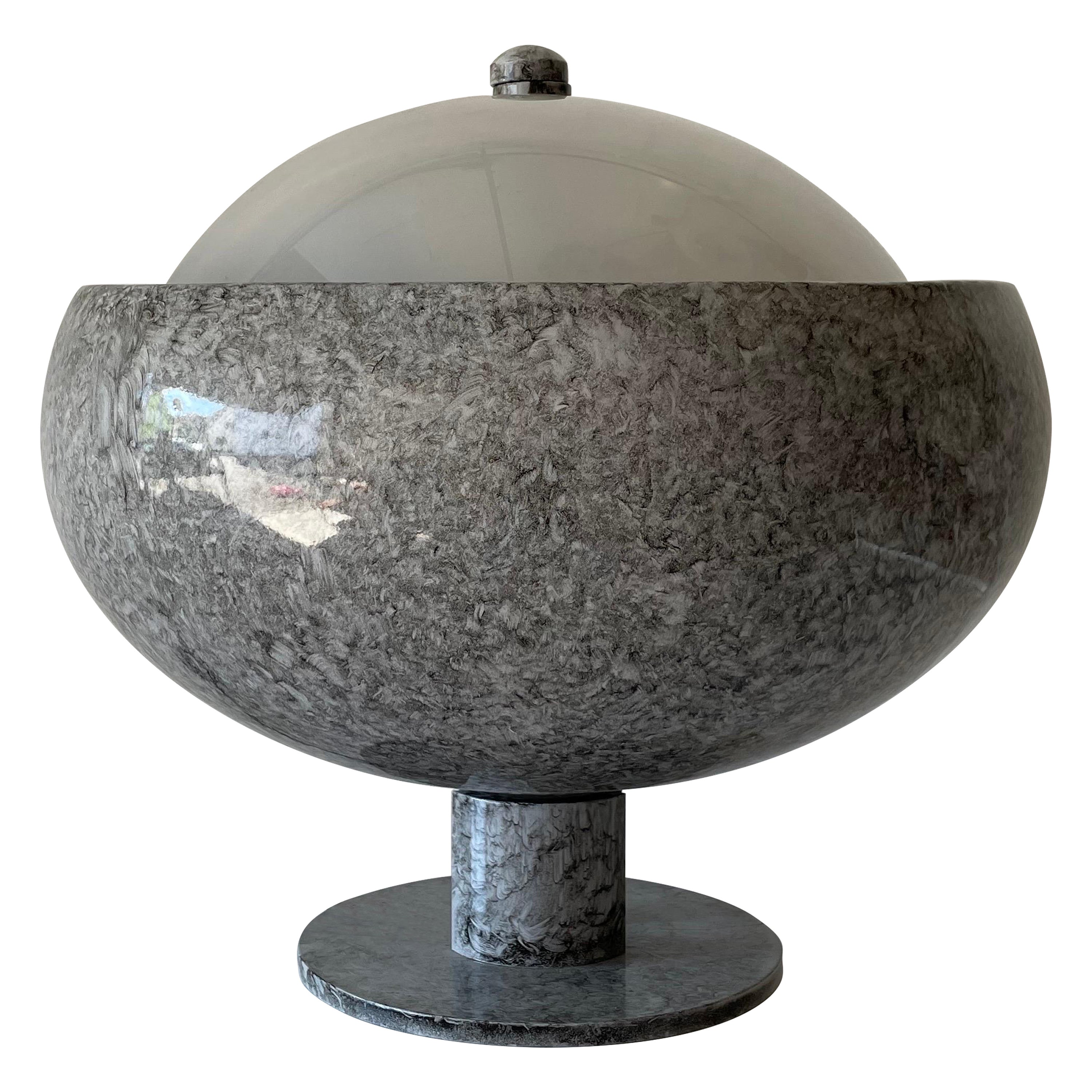 Lámpara de pie de diseño extraordinario con cuerpo de plexiglás y mármol, años 60, Italia en venta