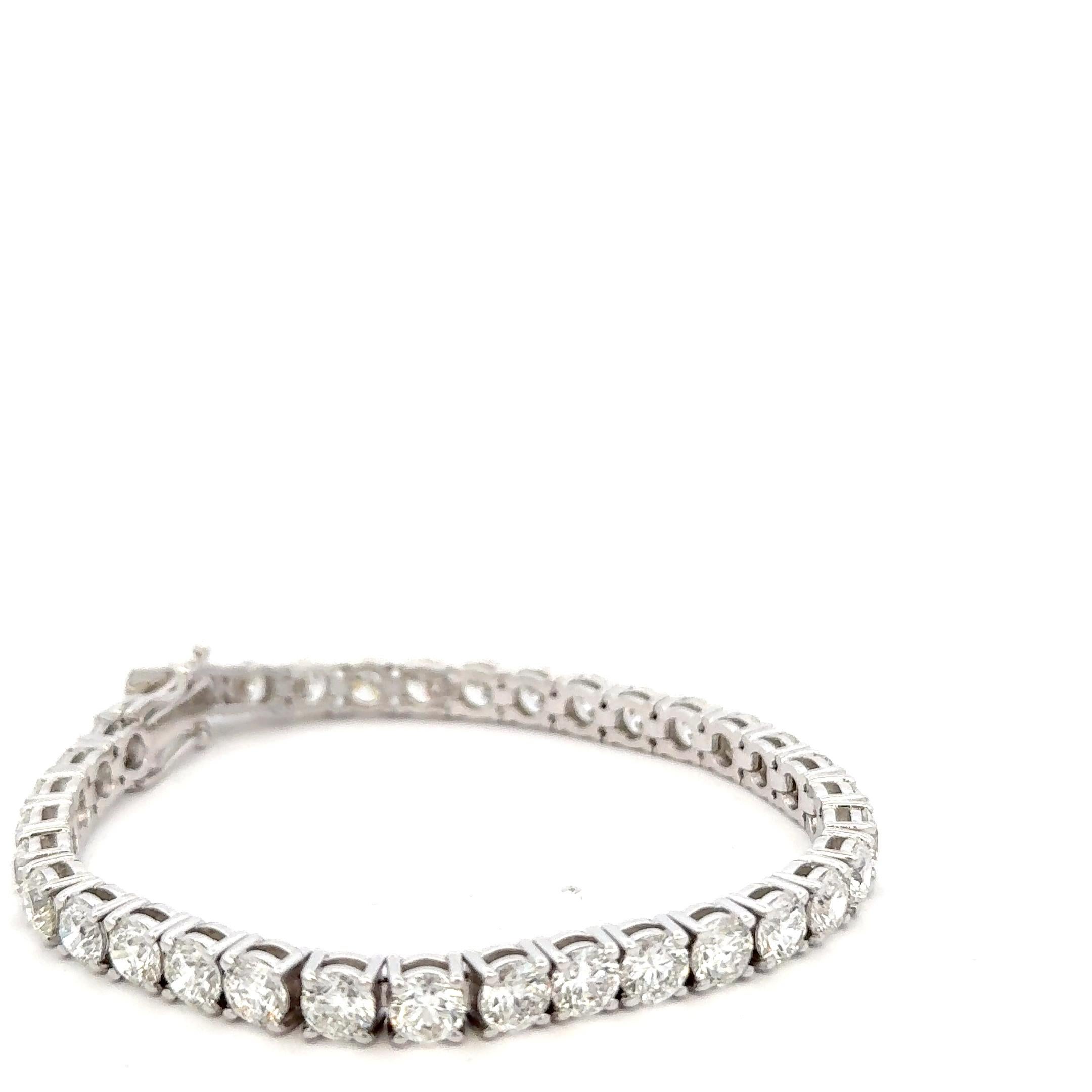 Modern Extraordinary Diamond Bracelet For Sale