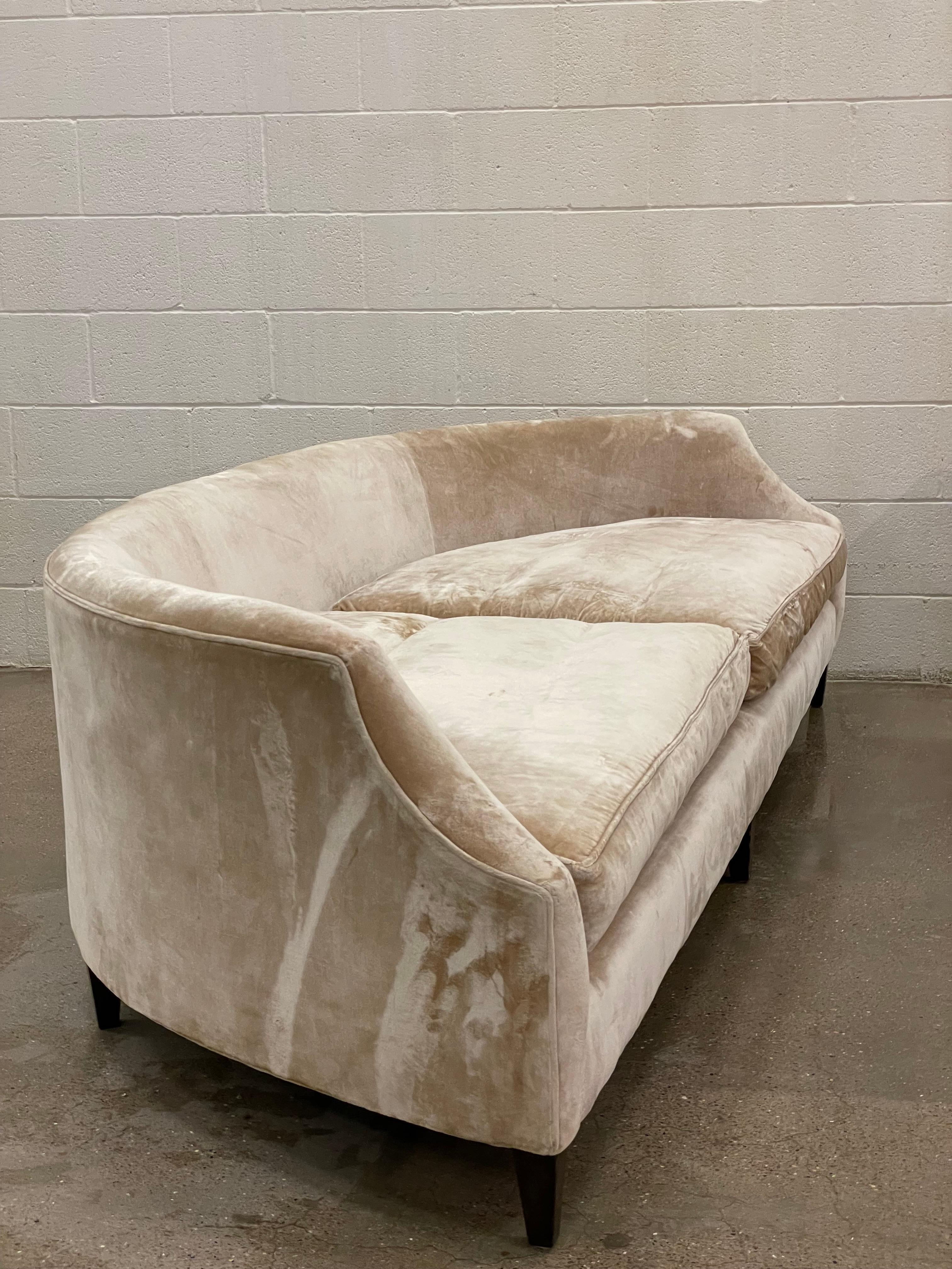 Extraordinary Divine Pair of Canapés Sofa's by Arthur Brett in Champagne Velvet In Excellent Condition In London, GB