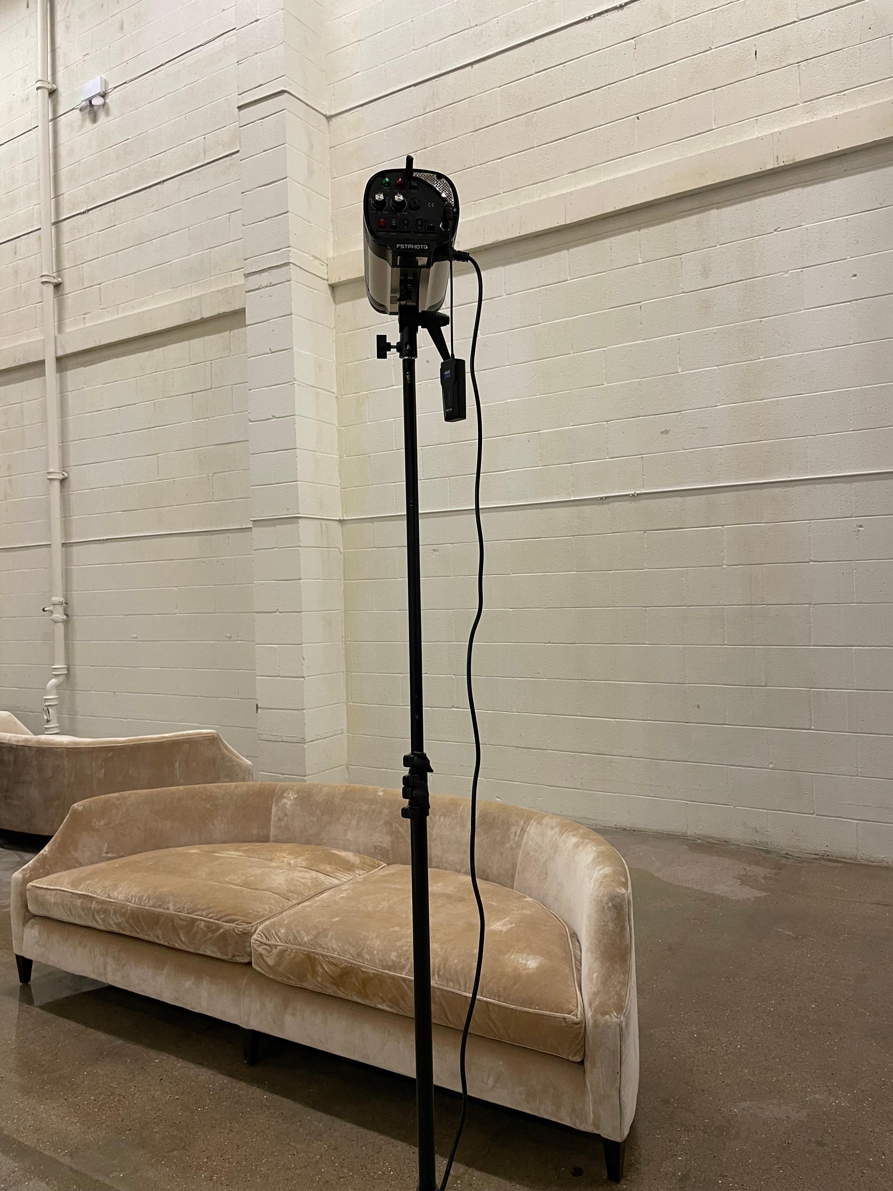 Extraordinary Divine Pair of Canapés Sofa's by Arthur Brett in Champagne Velvet 3