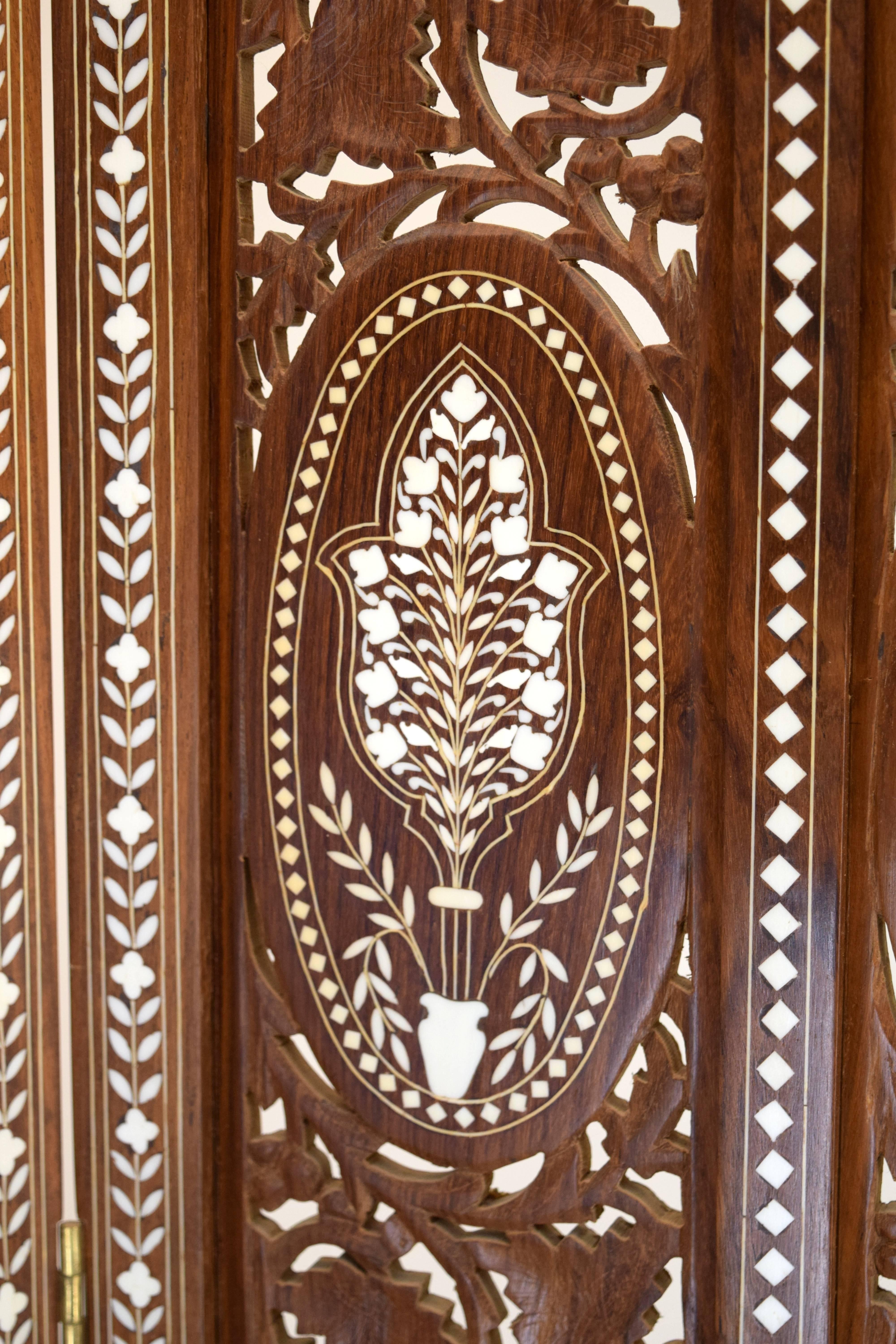 Extraordinary Double Motif Anglo-Indian Privacy Folding Screen in Teak and Bone  3