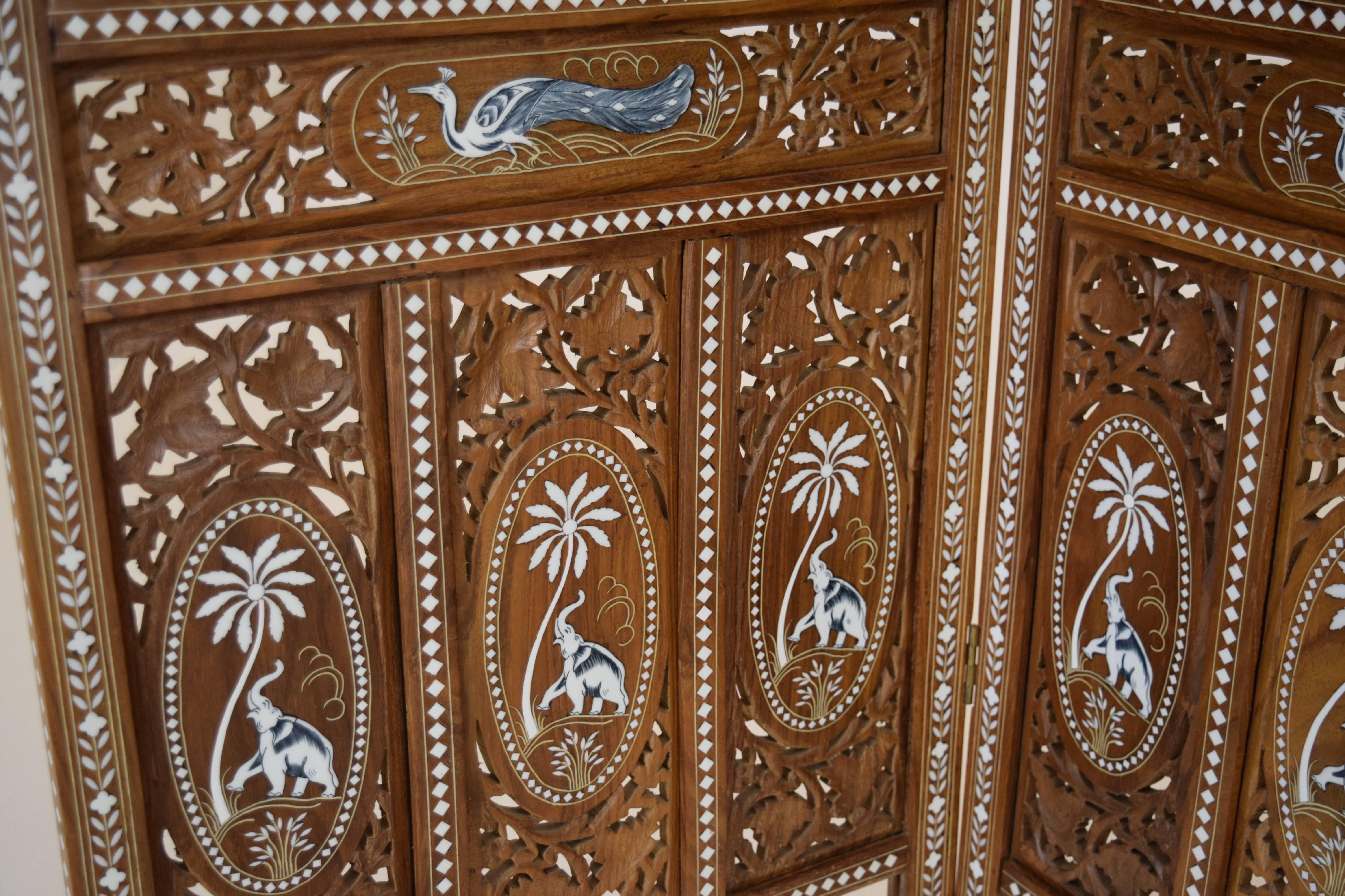 Extraordinary Double Motif Anglo-Indian Privacy Folding Screen in Teak and Bone  In Excellent Condition In South Charleston, WV