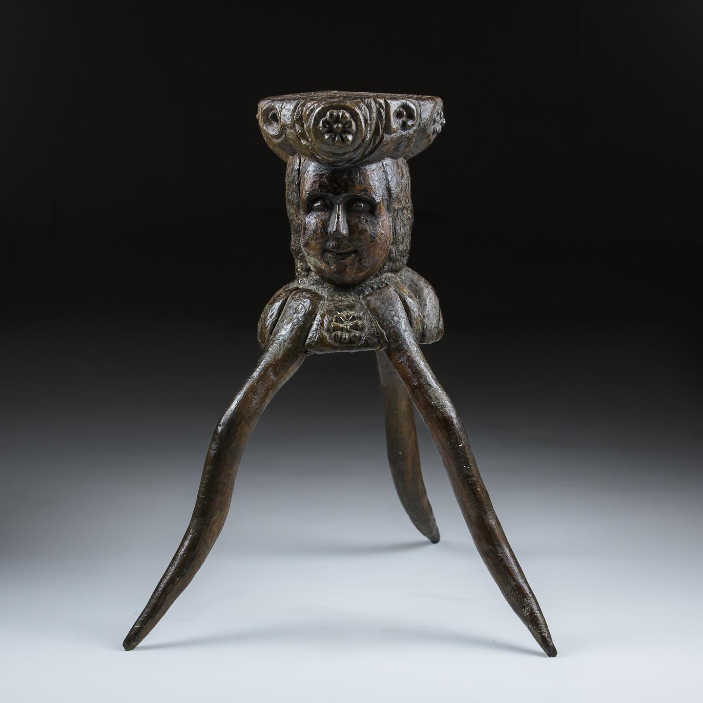 Extraordinary Early 19th Century Small Anthropomorphic Block For Sale 5