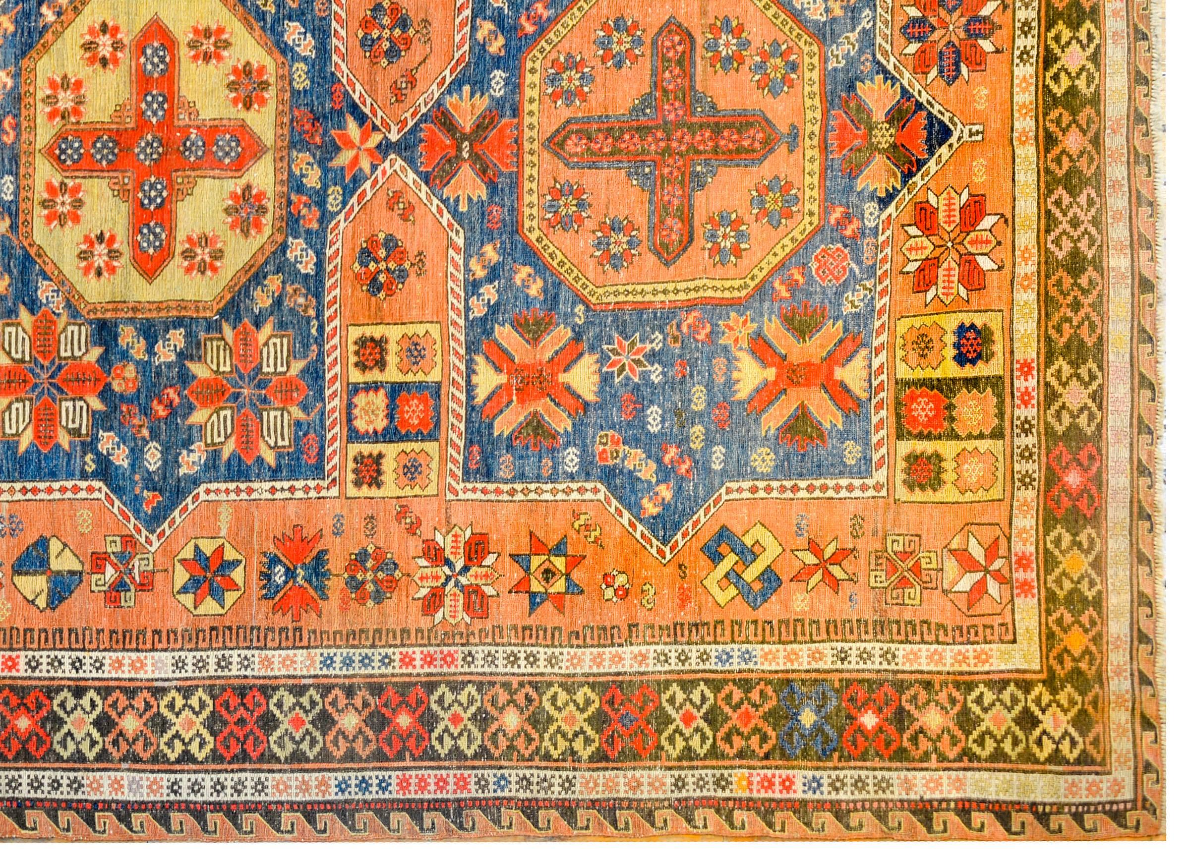Extraordinary Early 20th Century Antique Sumak Rug In Good Condition In Chicago, IL