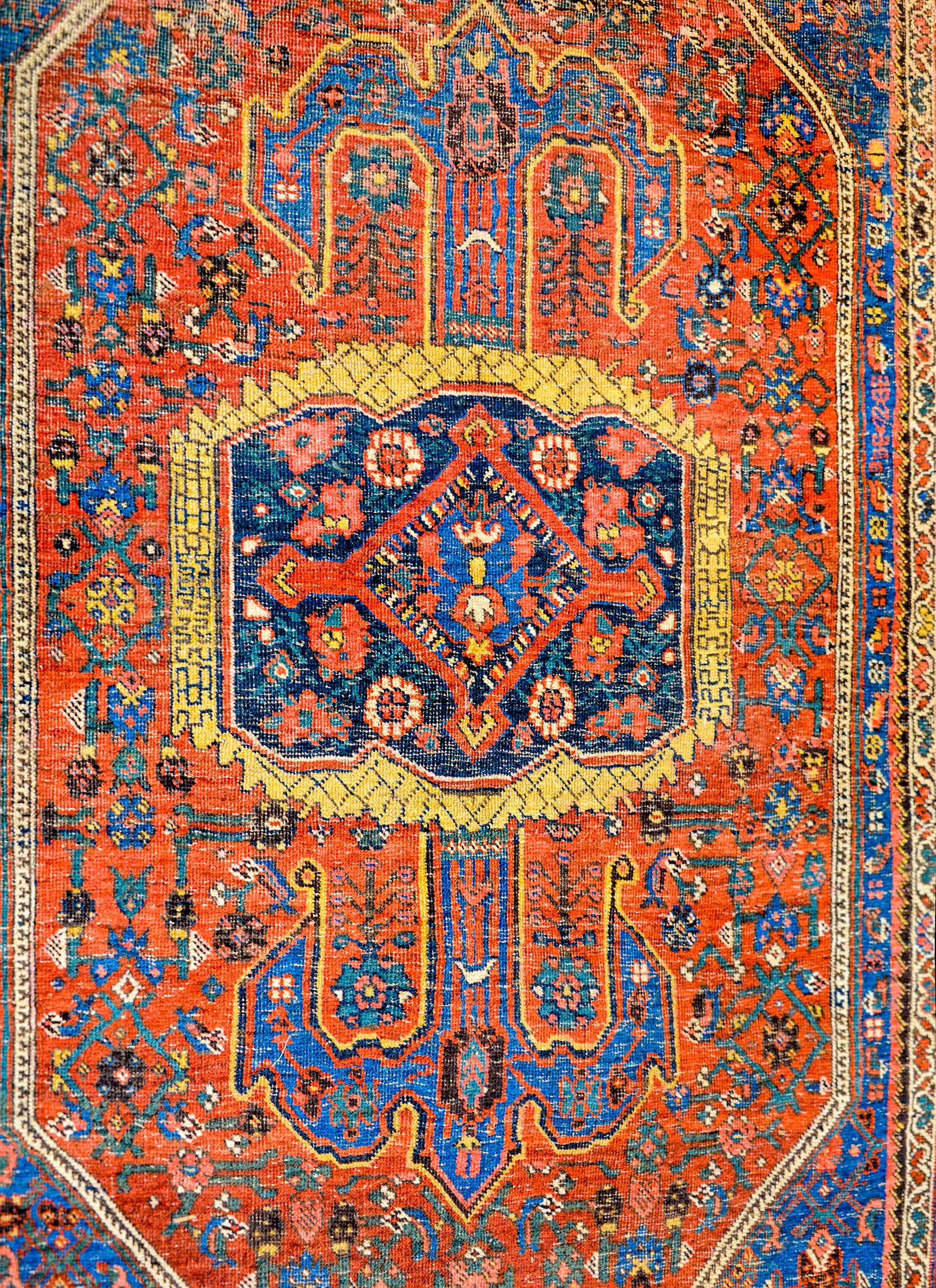 Außergewöhnlicher Bidjar-Teppich aus dem frühen 20. Jahrhundert (Persisch) im Angebot