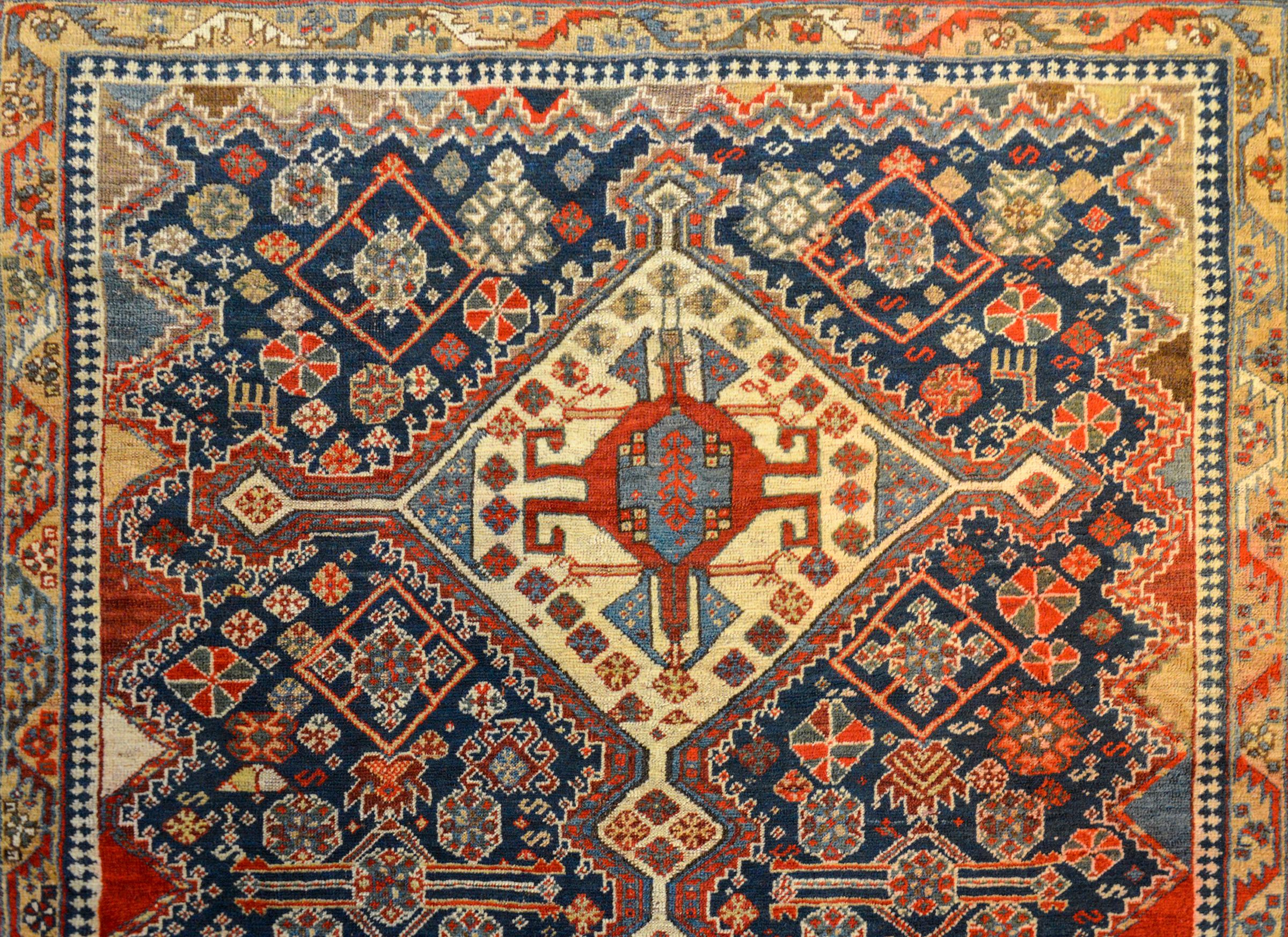 Extraordinary Early 20th Century Ghashgaei Rug In Good Condition For Sale In Chicago, IL