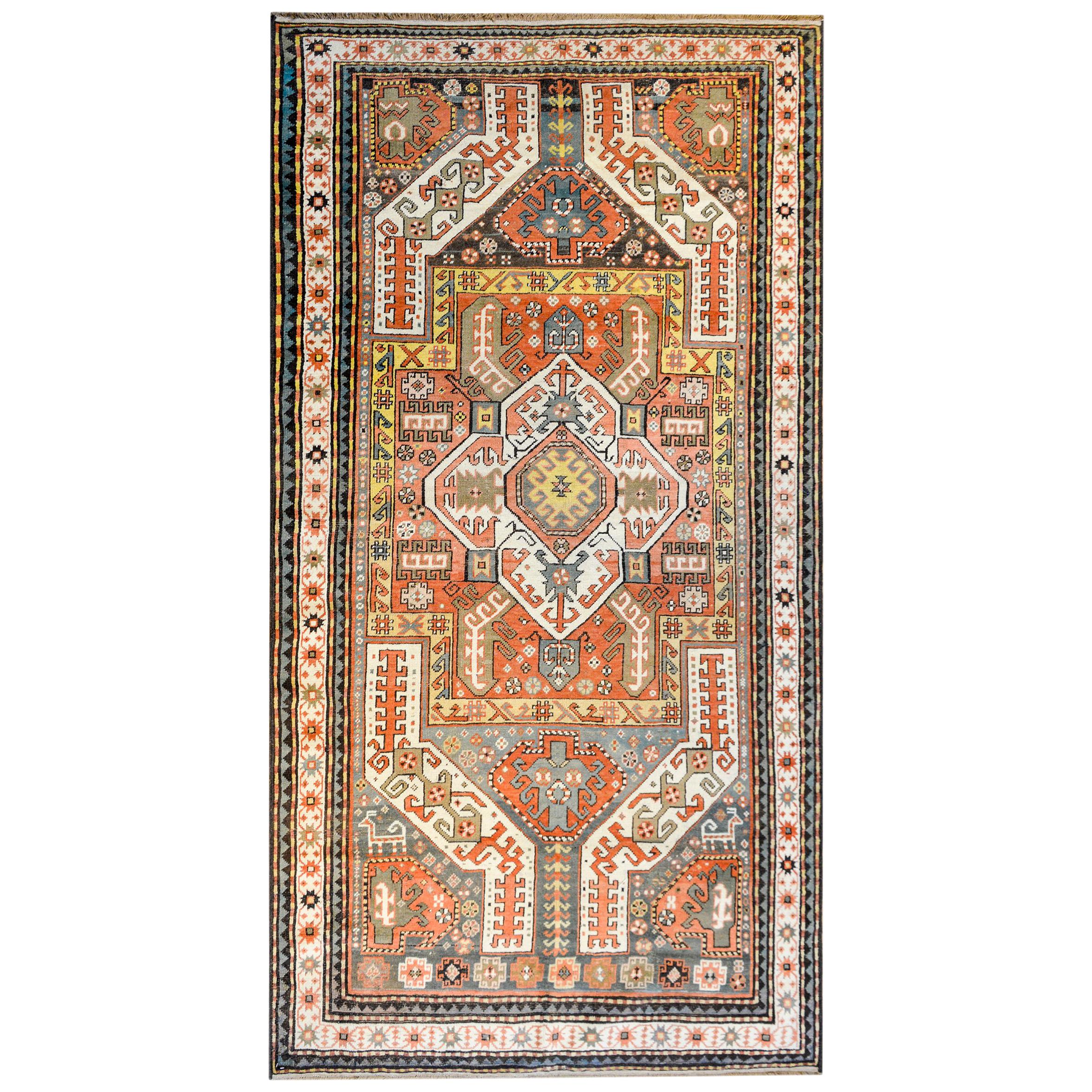 Außergewöhnlicher kaukasischer Teppich aus dem frühen 20. Jahrhundert