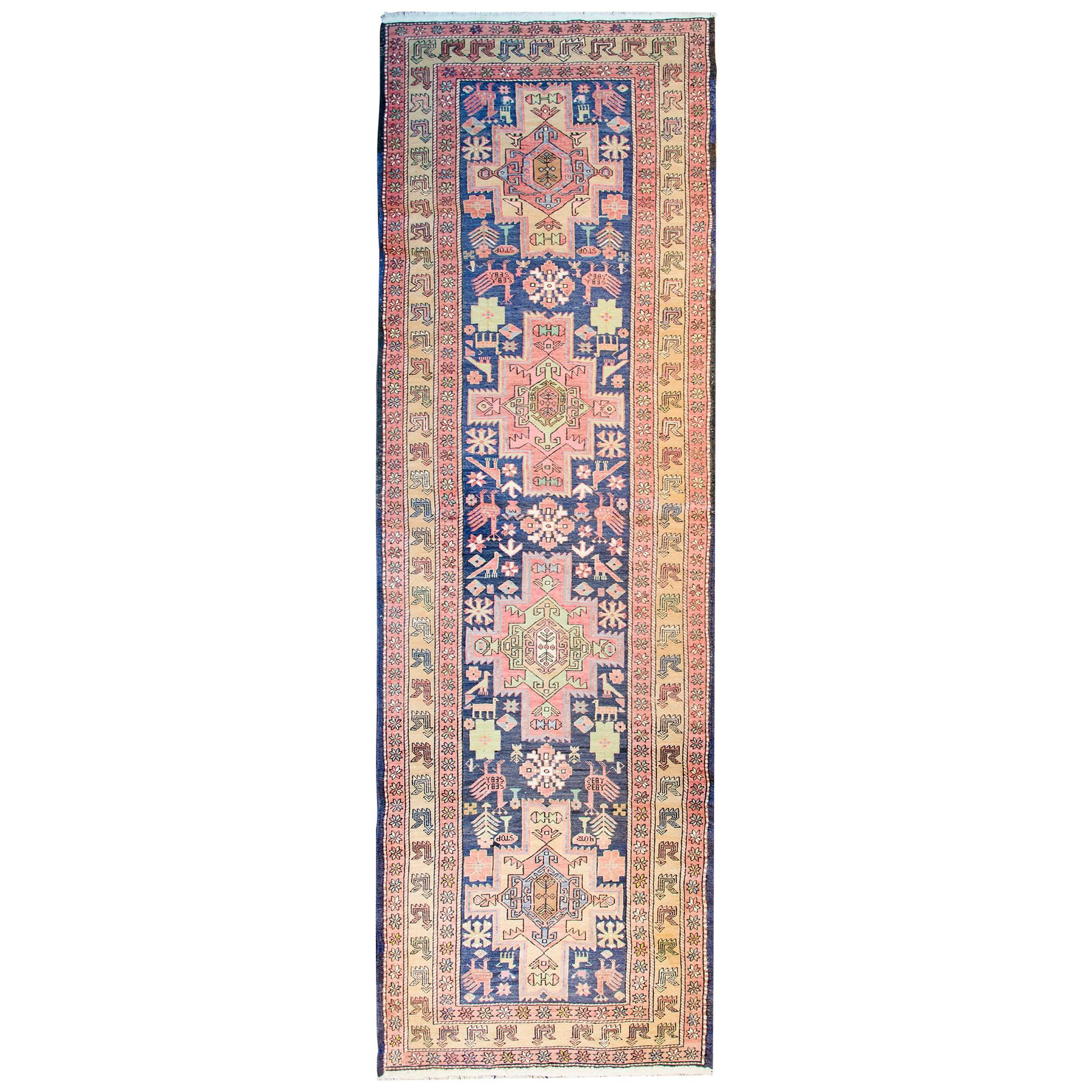 Extraordinaire tapis Sumak Azeri du début du XXe siècle