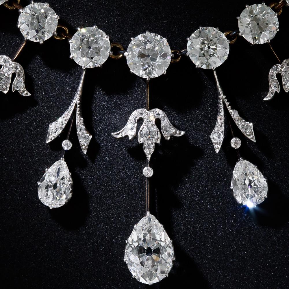 Extraordinary Edwardian Diamond Fringe Necklace In Excellent Condition For Sale In San Francisco, CA
