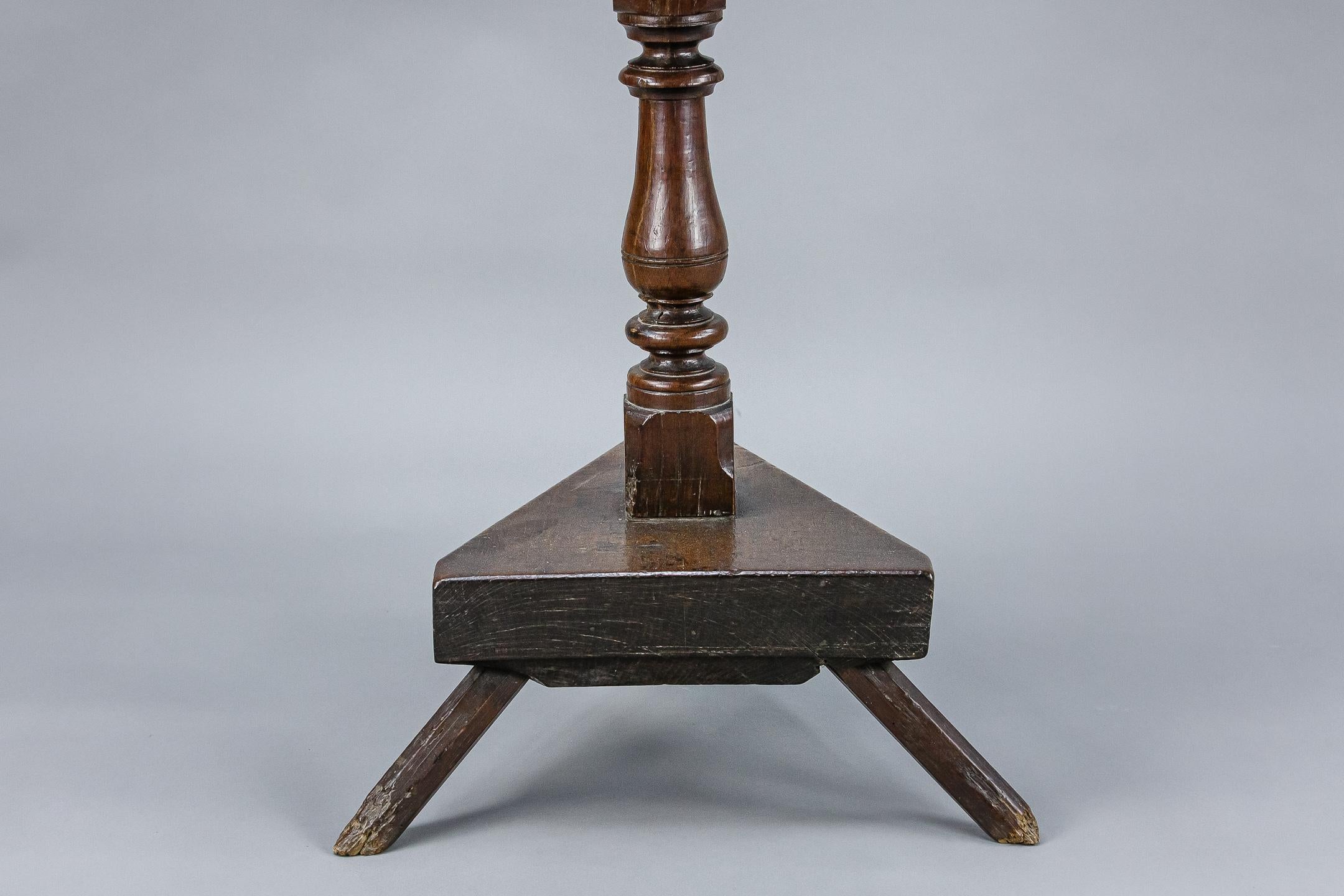 Extraordinary English 17th Century Birdcage Pedestal Table 8