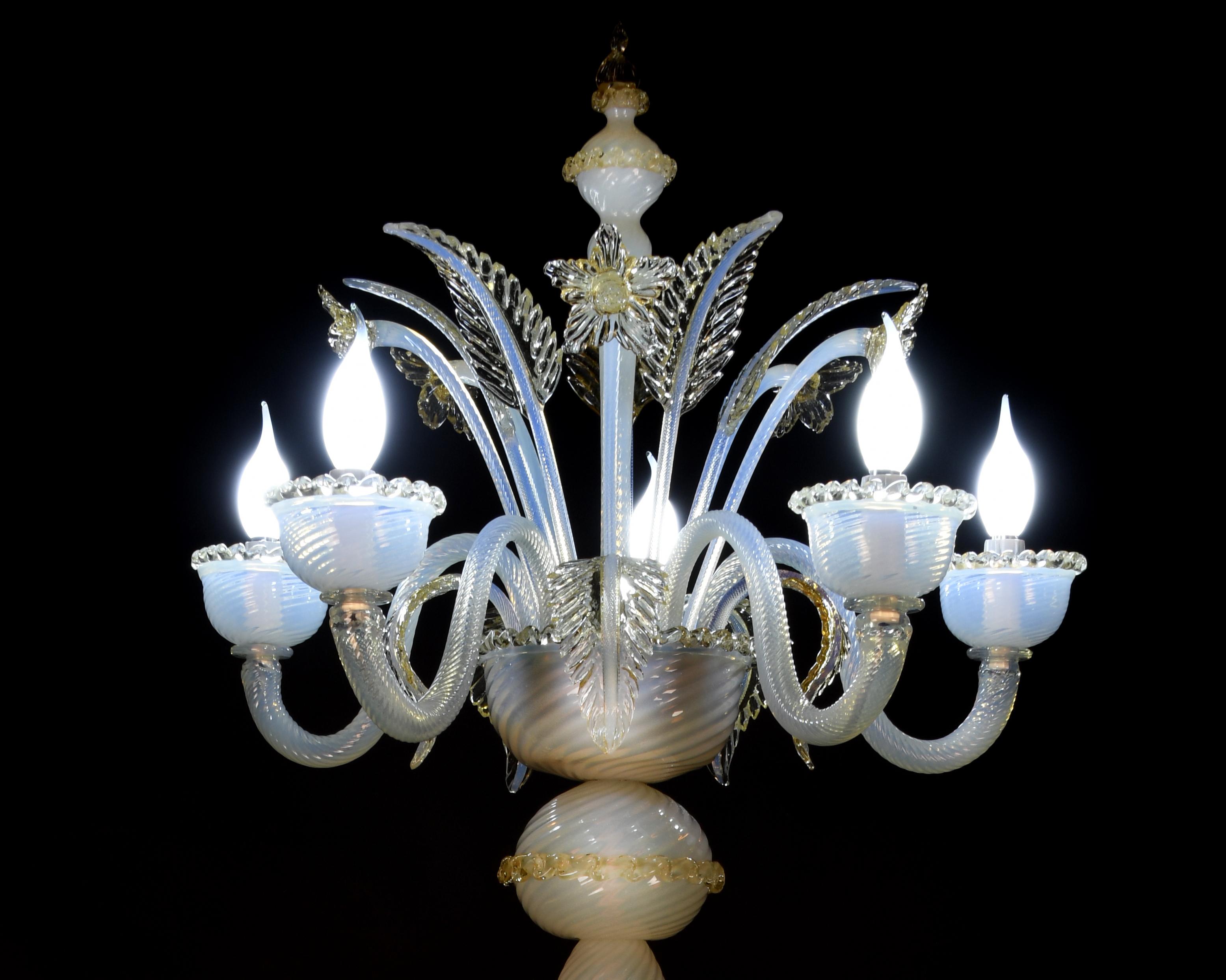 Italian Extraordinary Floor Lamp in Precious Murano Glass For Sale