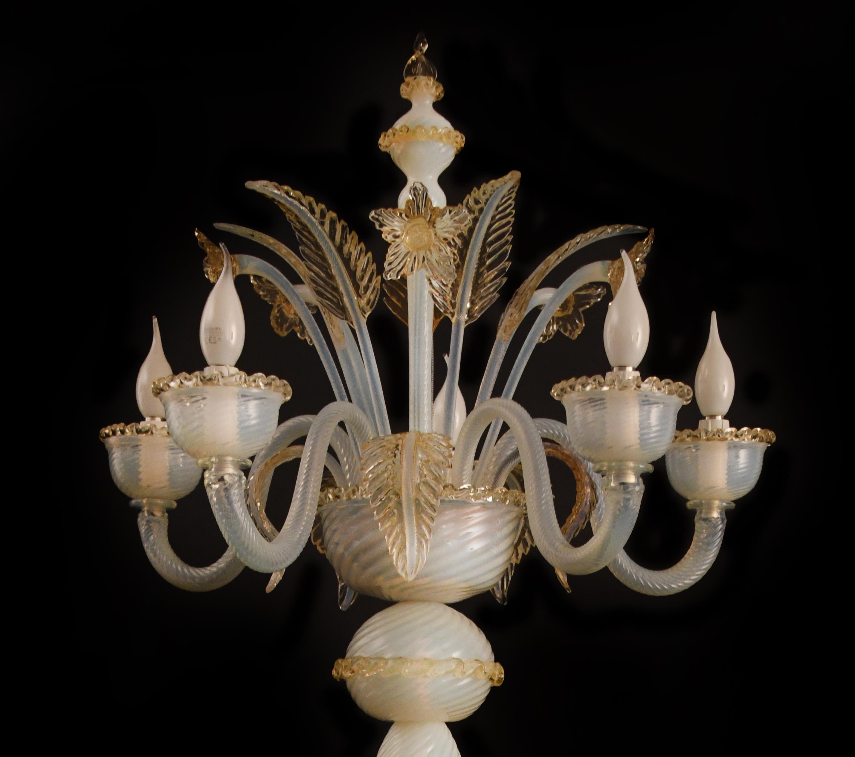 Mid-20th Century Extraordinary Floor Lamp in Precious Murano Glass For Sale