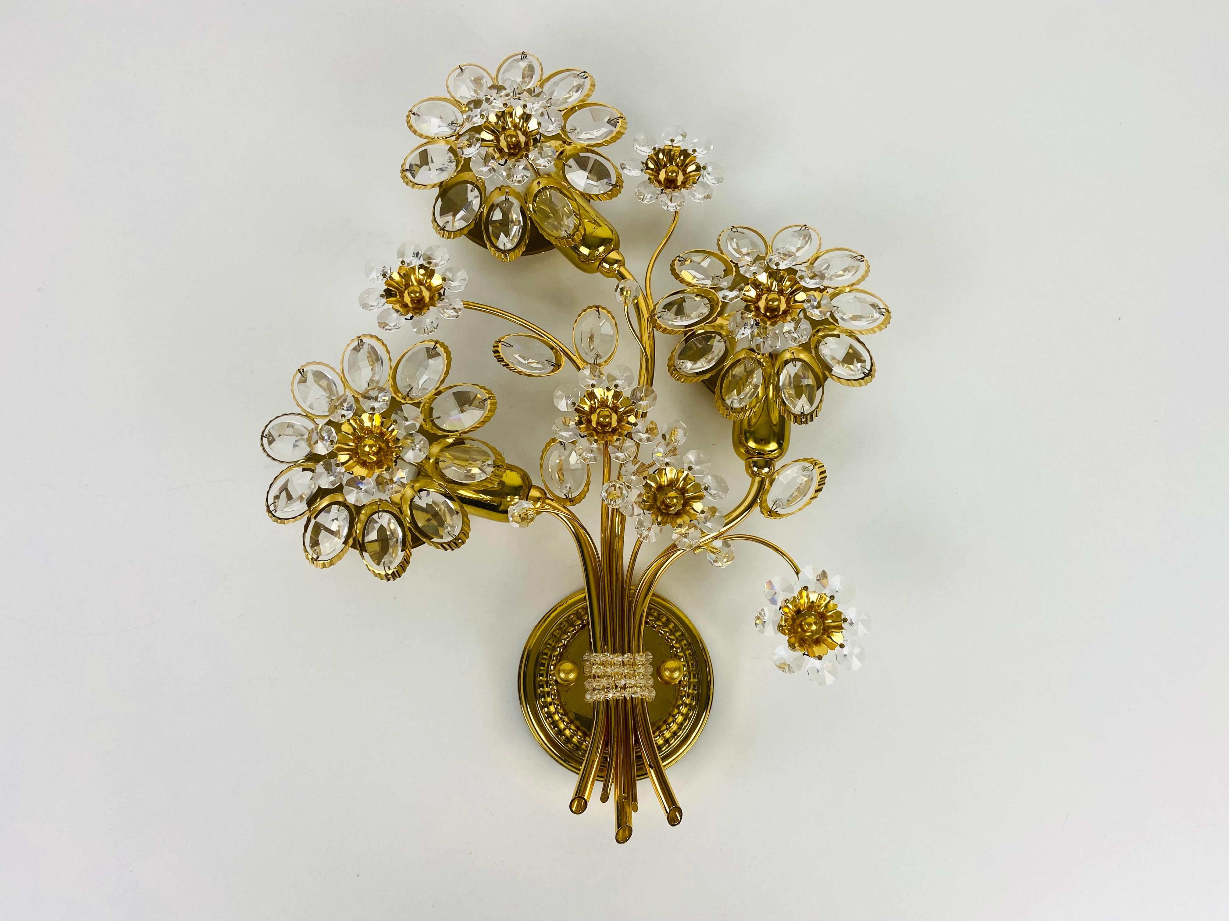Extraordinary Floral Crystal Glass Sconce by Palwa, Germany, 1960s For Sale 1