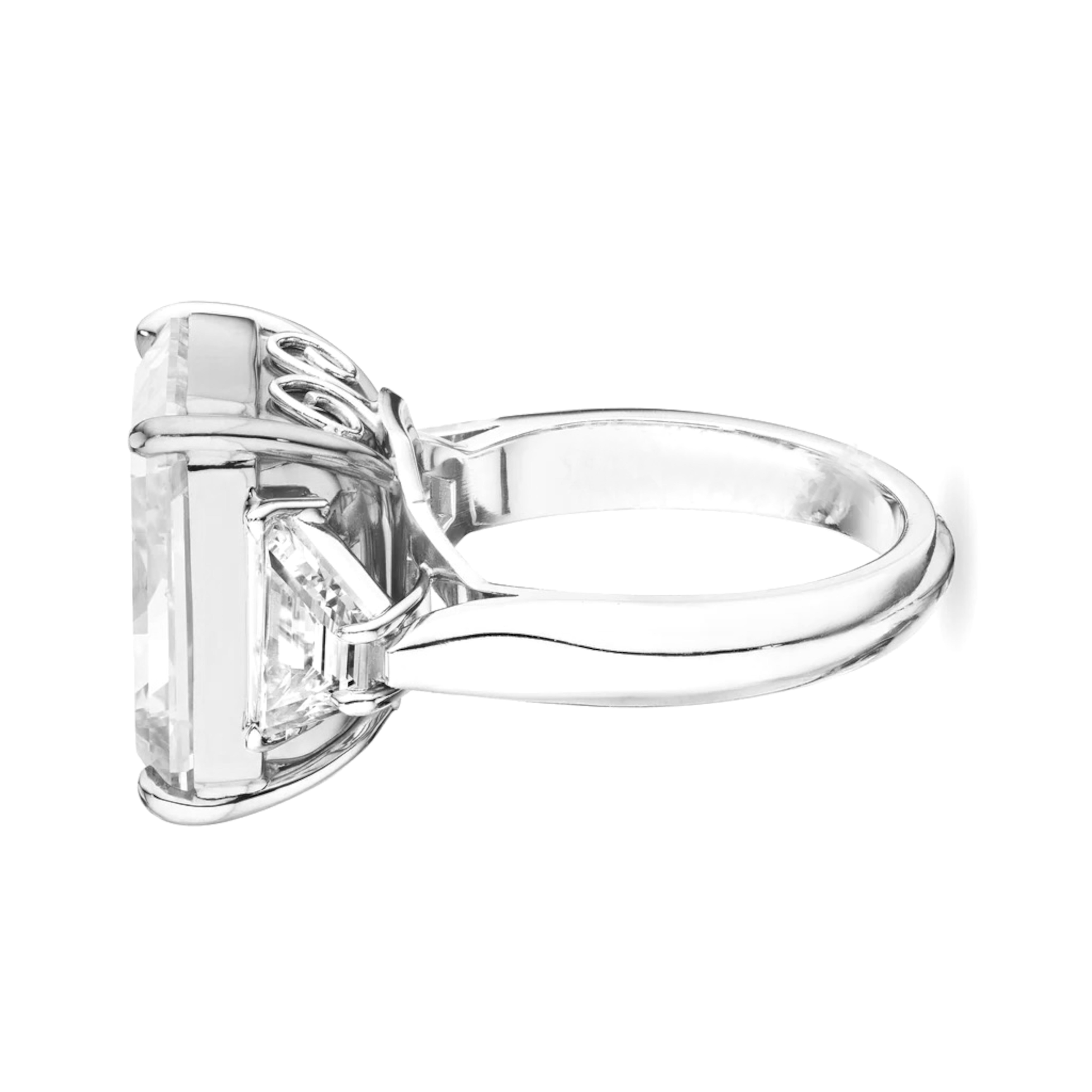 Superbe bague à diamant radiant de 6,05 carats

Doté d'un époustouflant diamant de taille radieuse de 6,05 carats, certifié par la GIA avec une couleur E et une pureté VS1, cette pièce maîtresse exquise brille d'un éclat et d'une clarté