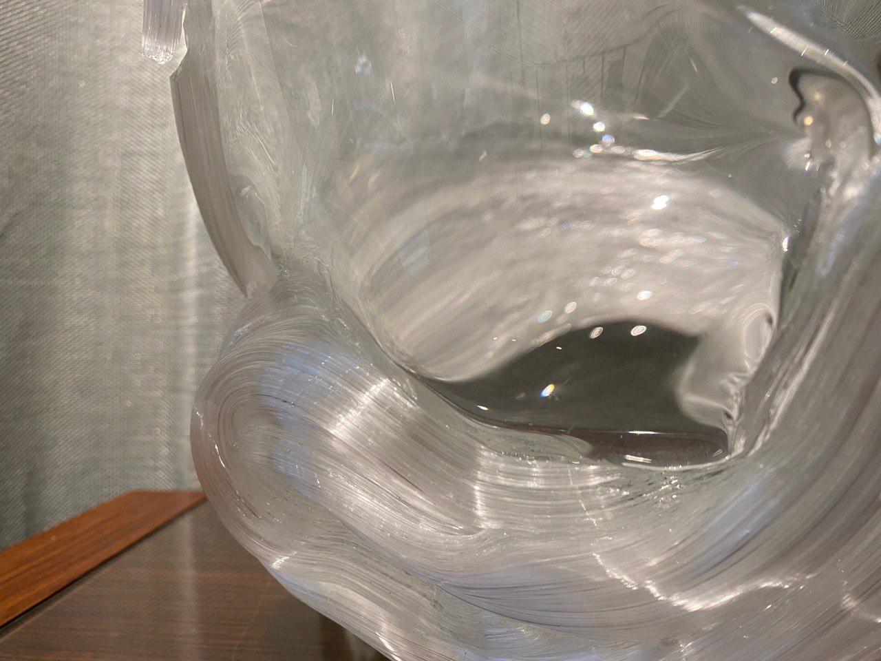 Extraordinario jarrón de cristal del artista japonés contemporáneo Shohei Yokoyama Vidrio en venta