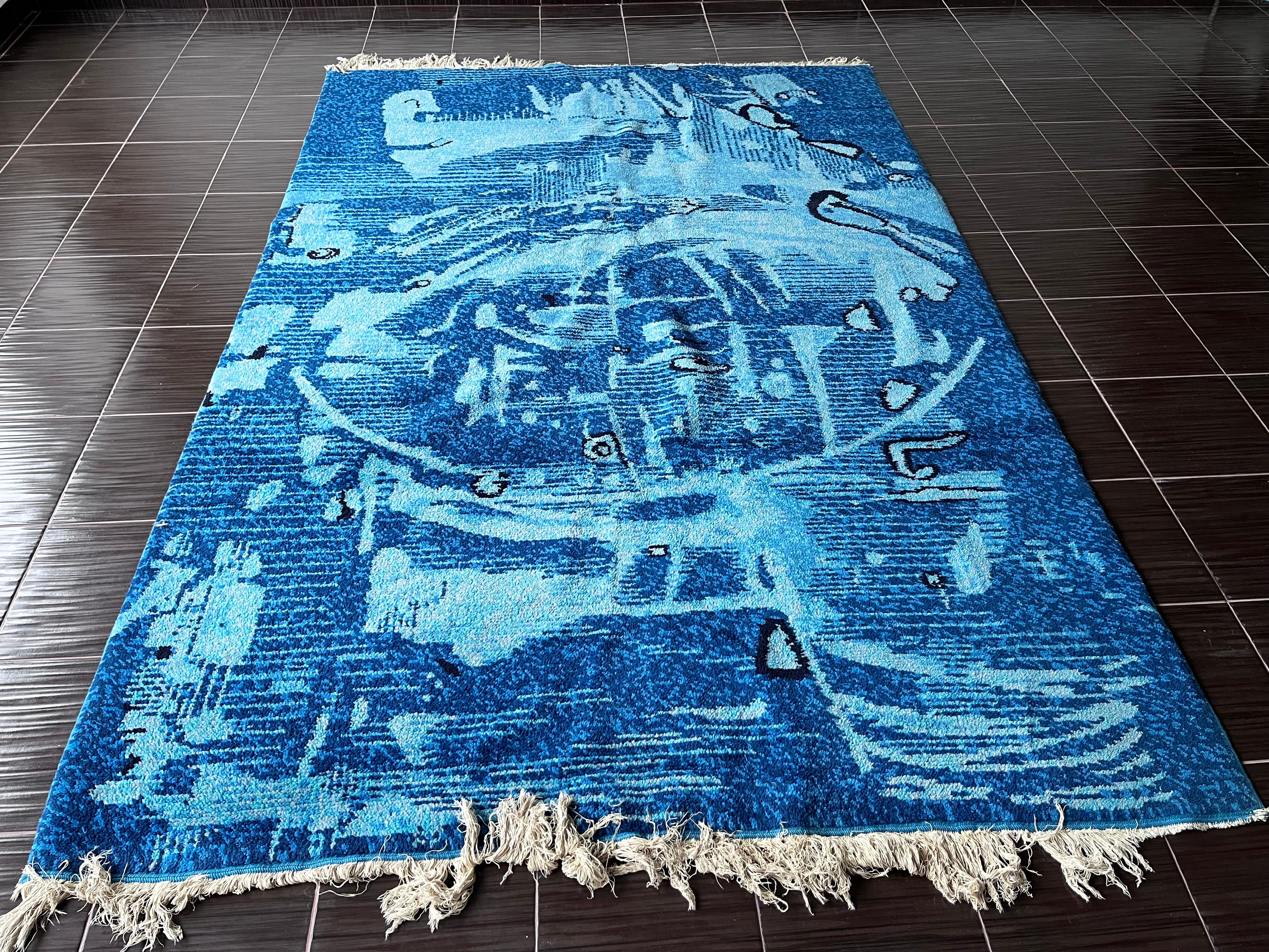 - 1960s
- Tchécoslovaquie
- Parfait état d'origine
- fait à la main en laine
- de belles couleurs
- Probablement une seule pièce fabriquée
- nettoyé professionnellement
JR.