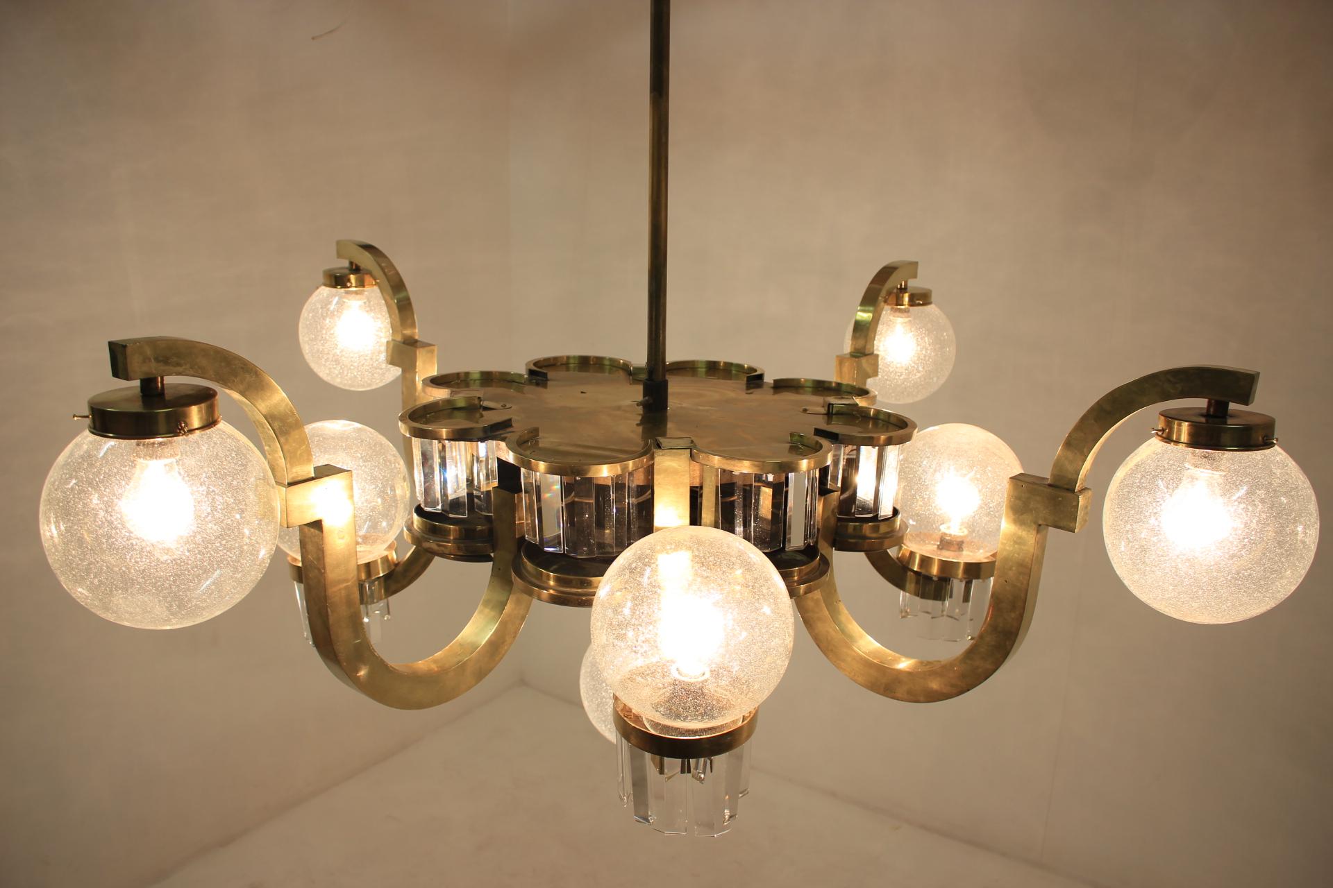 Early 20th Century Extraordinary Huge Brass Art Deco Chandelier, 1930s / Cubism For Sale