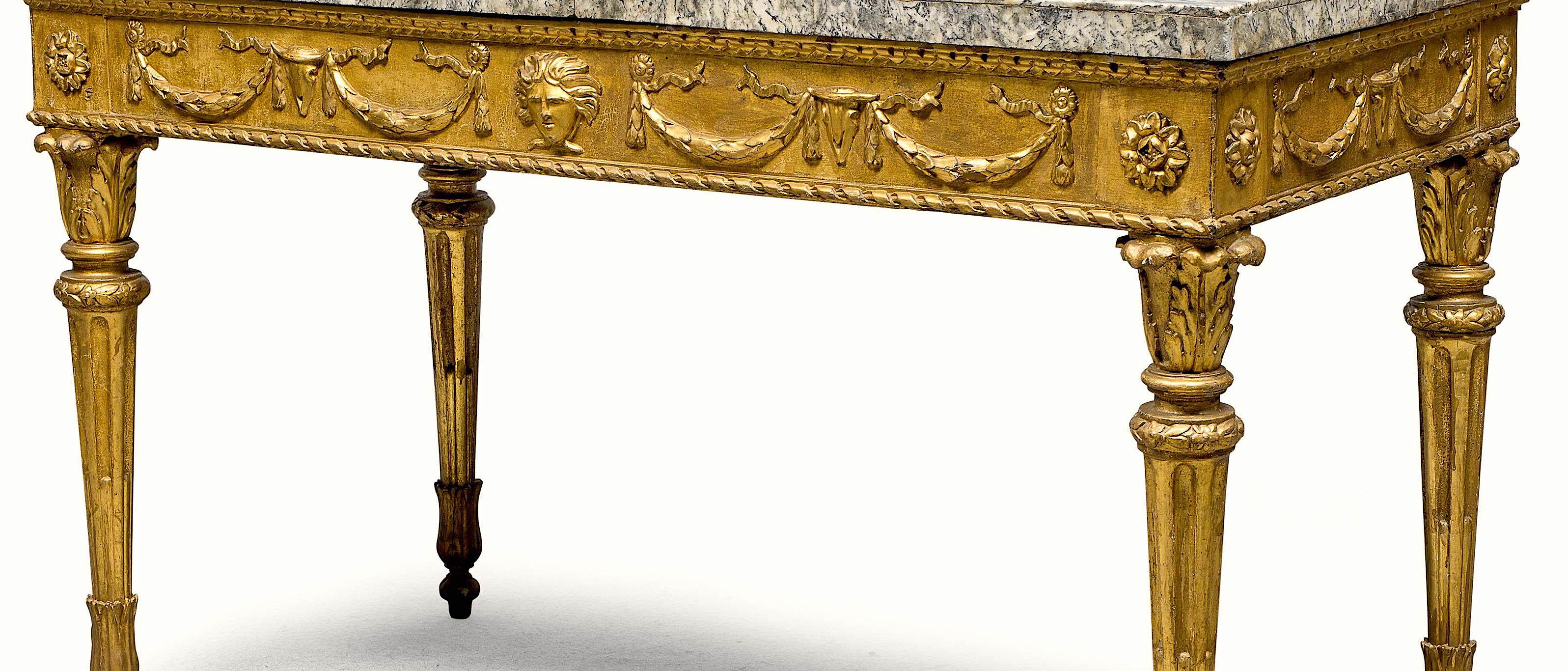 Extraordinary Italian 18th Century Carved Giltwood Console Tables In Good Condition For Sale In Rome, IT