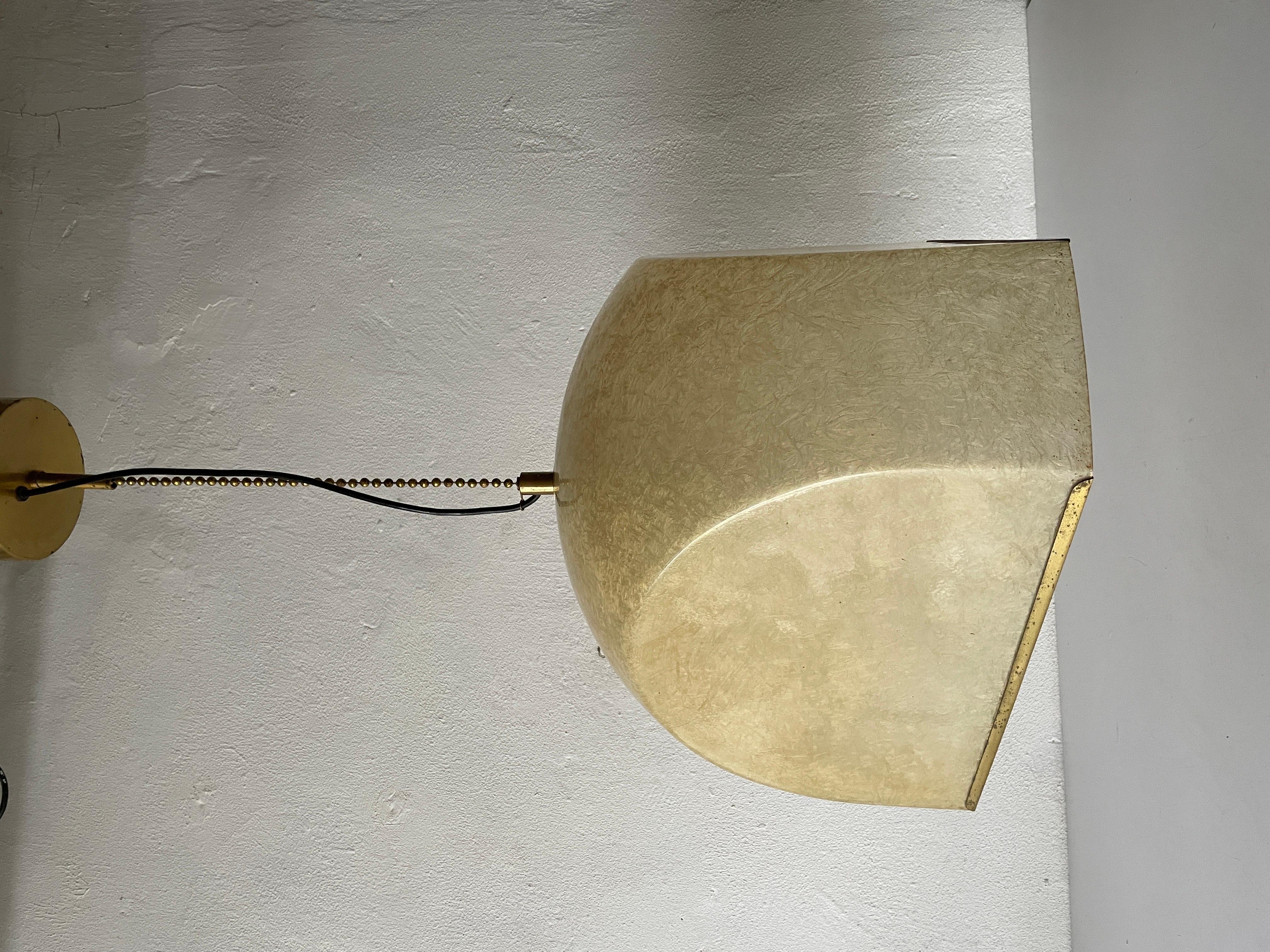 Mid-Century Modern Extraordinaire lampe à suspension en fibre de verre de conception italienne XL, années 1960, Italie en vente