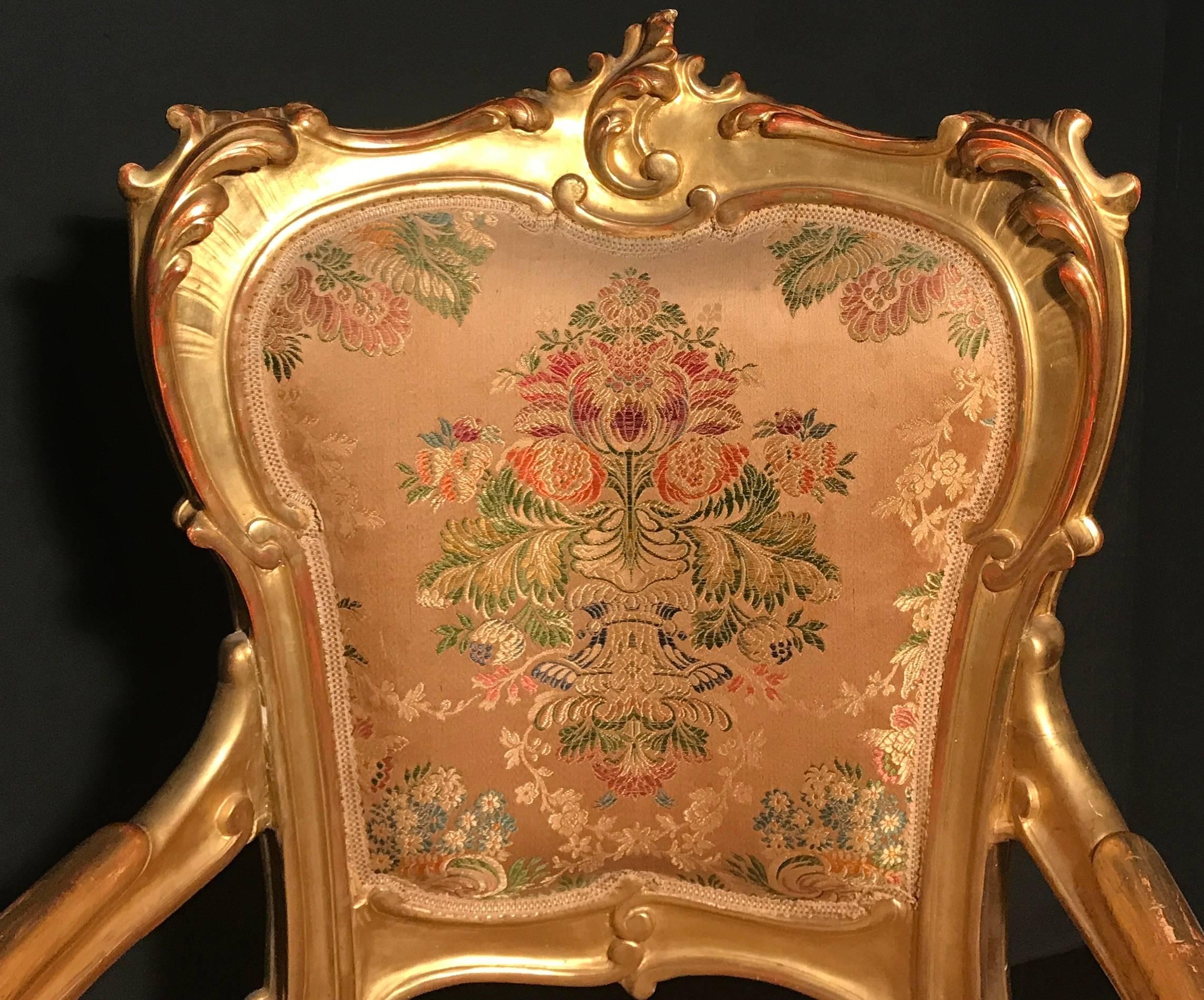 Extraordinaire suite de salon italienne dorée de onze pièces, 19ème siècle en vente 7
