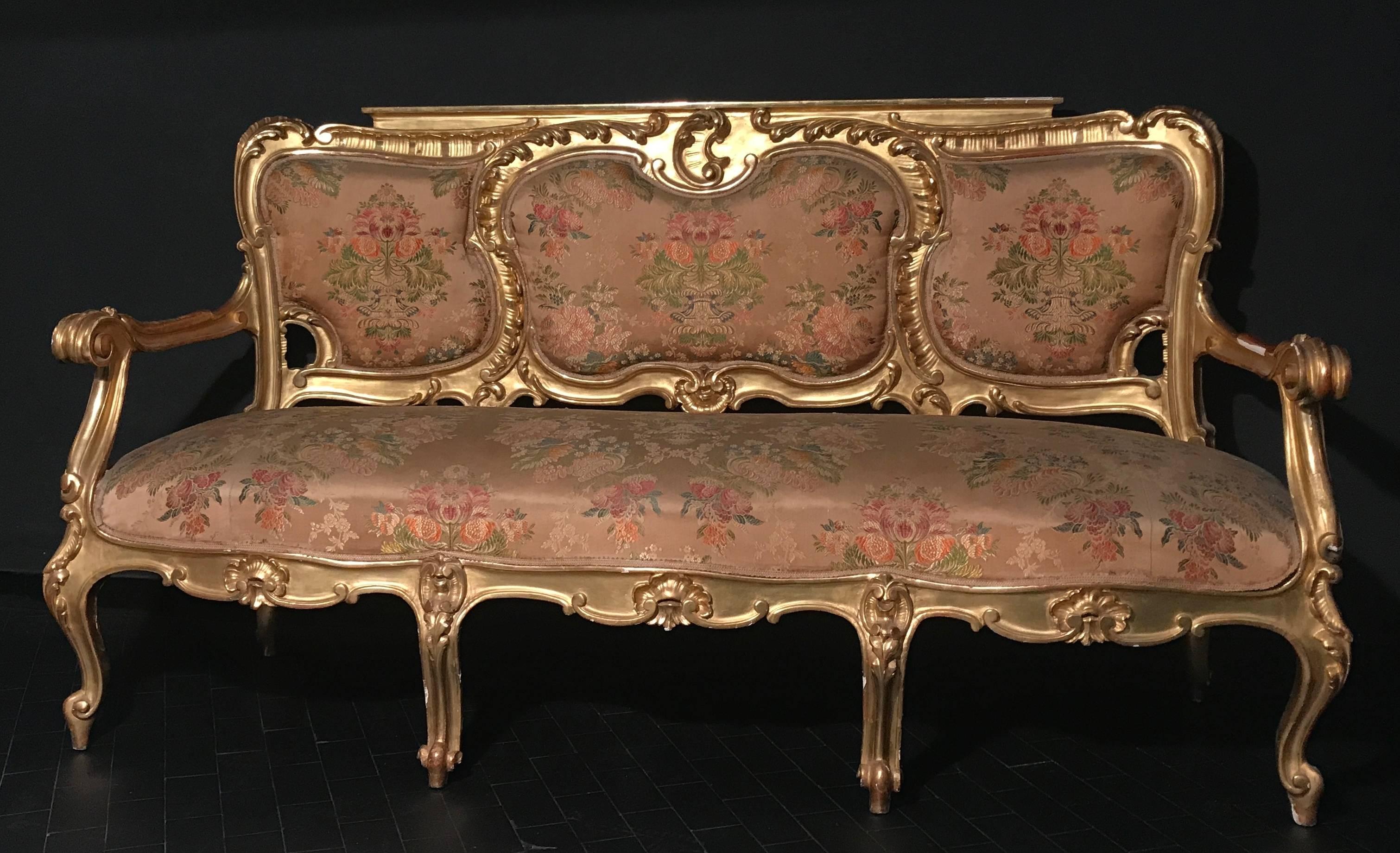 Extraordinaire suite de salon italienne dorée de onze pièces, 19ème siècle en vente 2