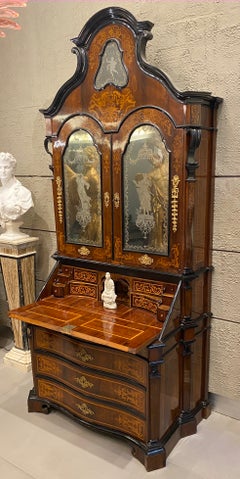 Extraordinary Italian Parquetry Bureau Cabinet Trumeaux Rome, 1740