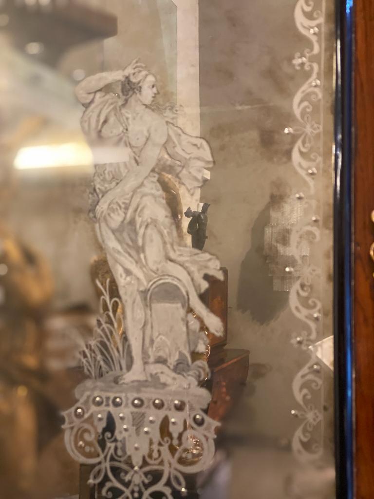 Straordinario mobile da ufficio italiano in parquet Trumeaux Roma, 1740 In condizioni buone in vendita a Rome, IT