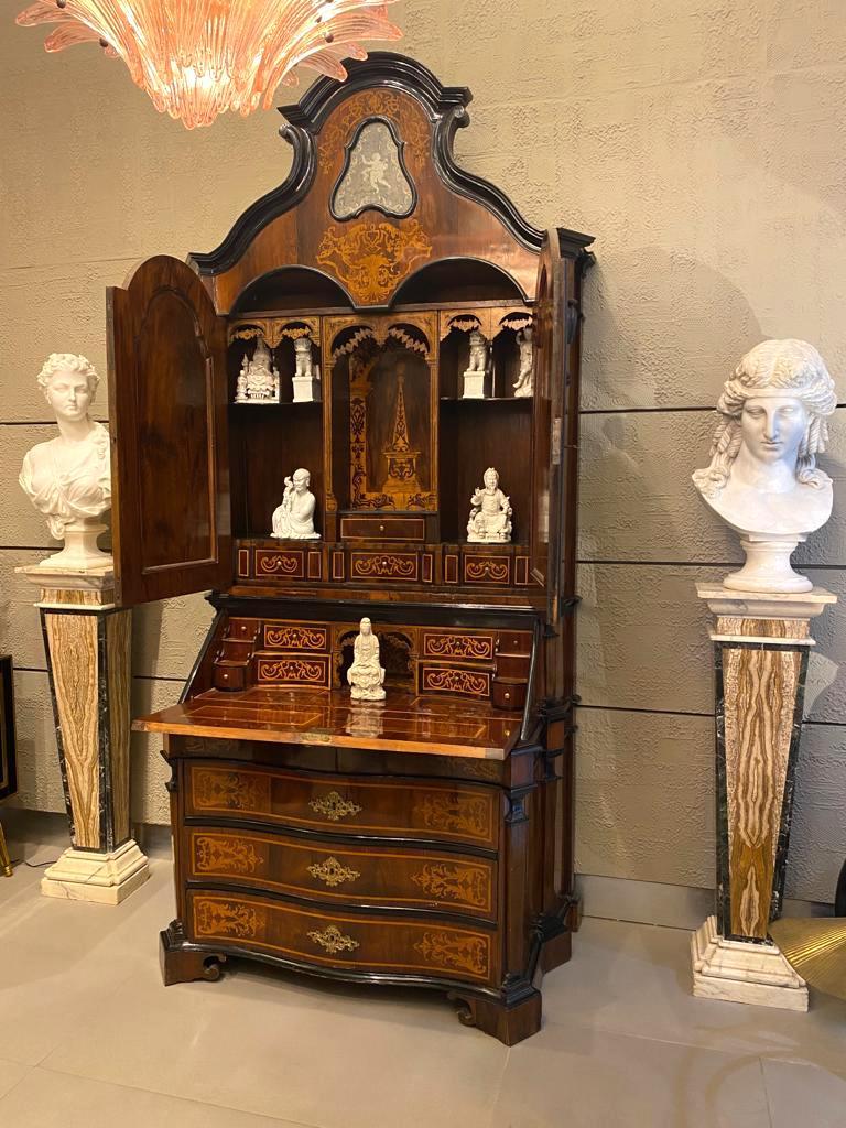 Extraordinary Italian Parquetry Bureau Cabinet Trumeaux Rome, 1740 For Sale 3