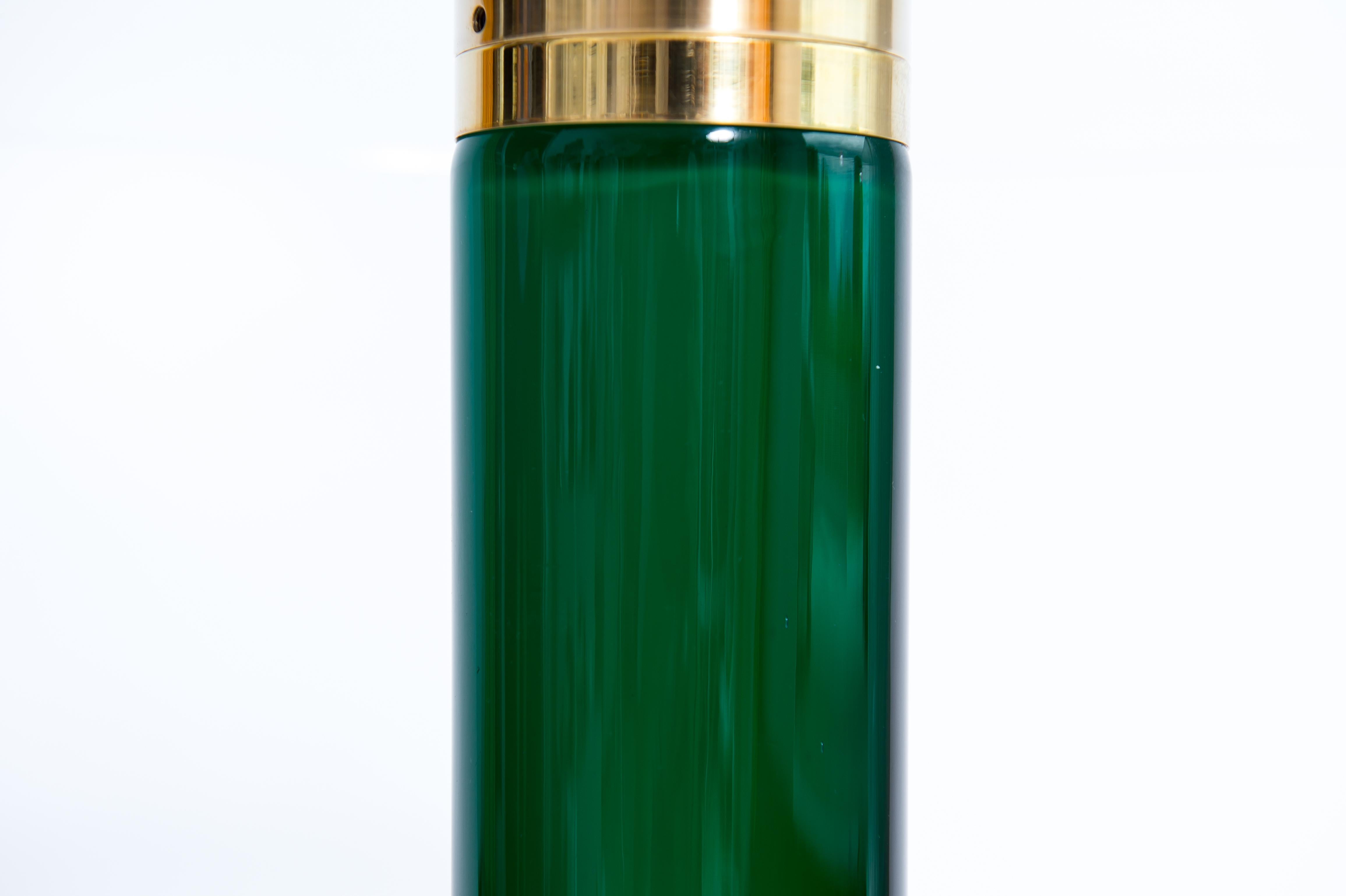 Extraordinaria mesa de cóctel veneciana italiana de cristal de Murano soplado verde Años 90 en venta 3