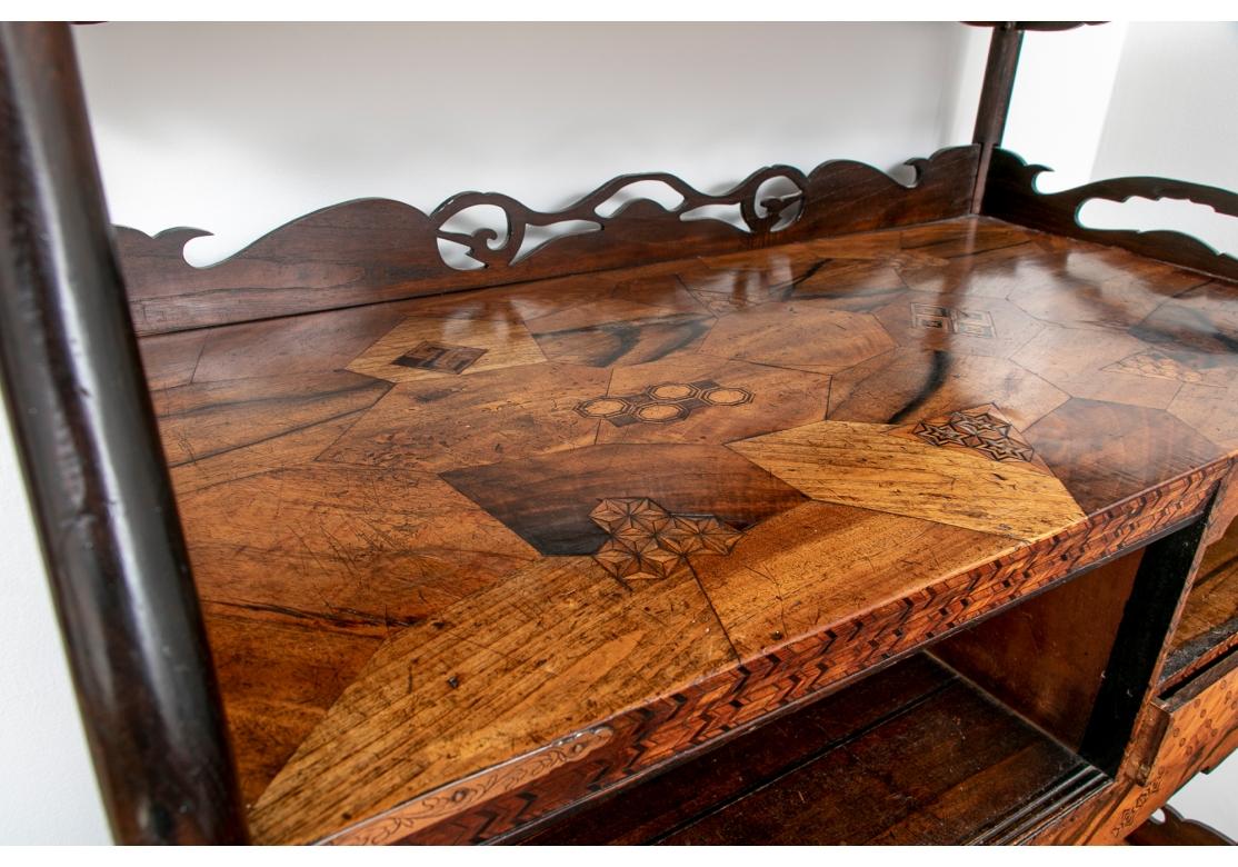 Extraordinaria vitrina de artesanía japonesa en venta 2