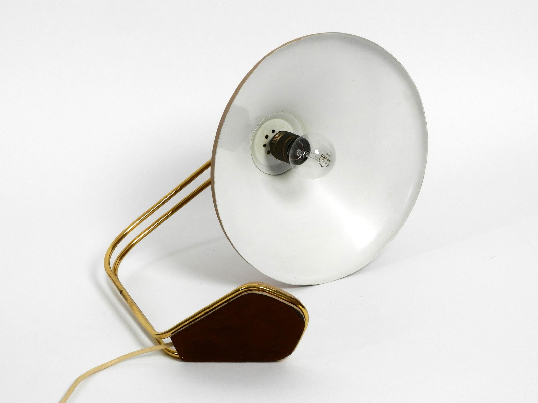 Extraordinary Large German Mid-Century Modern Brass and Metal Table Lamp For Sale 4