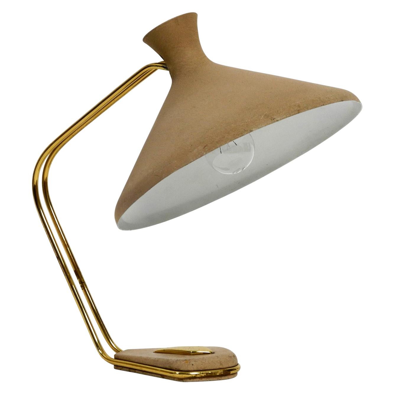 Außergewöhnliche große deutsche Mid-Century-Modern-Tischlampe aus Messing und Metall