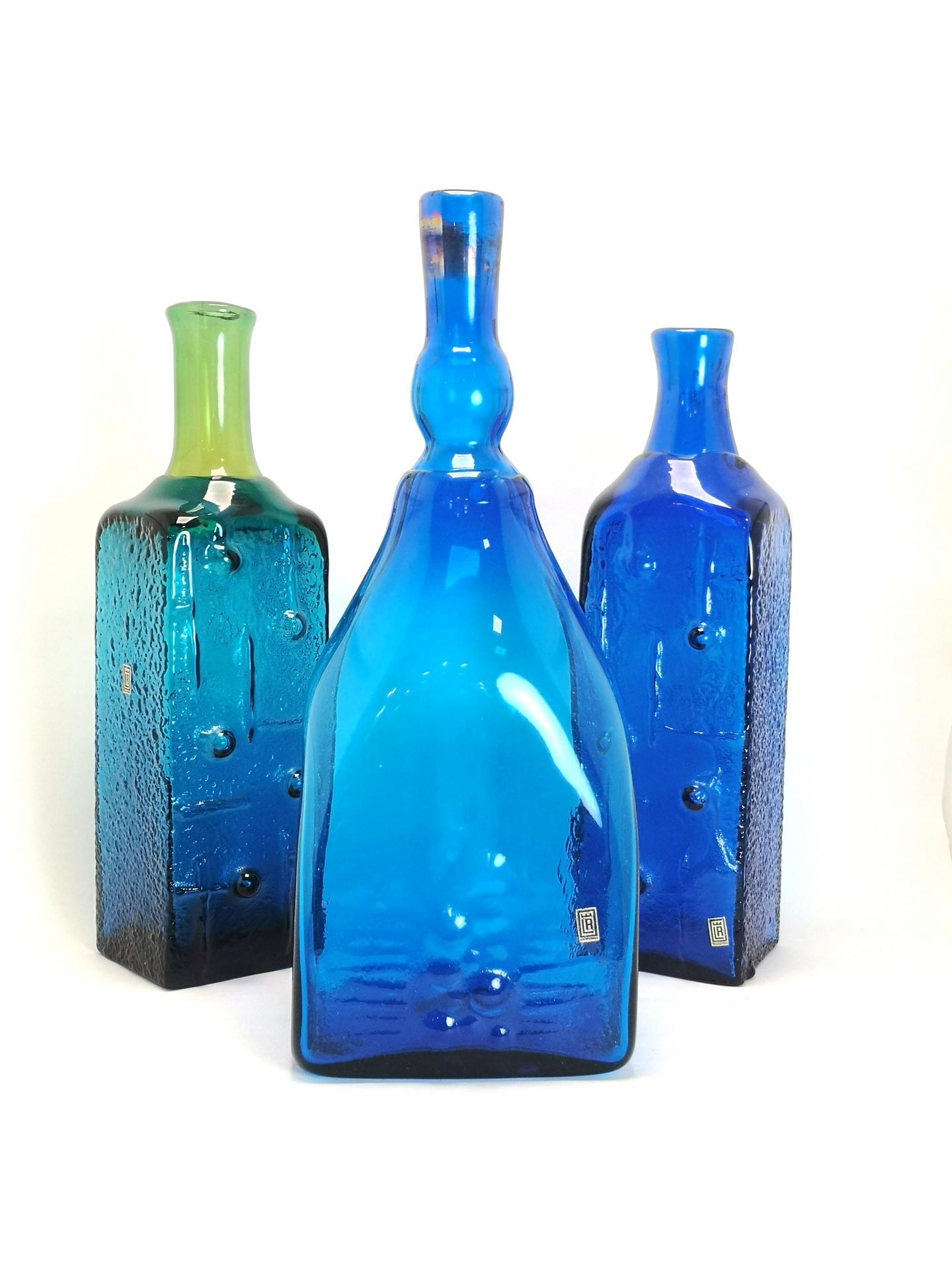European Extraordinary Large Mid-Century Hand Made Glass Bottle by Karol Holosko, 1960s For Sale