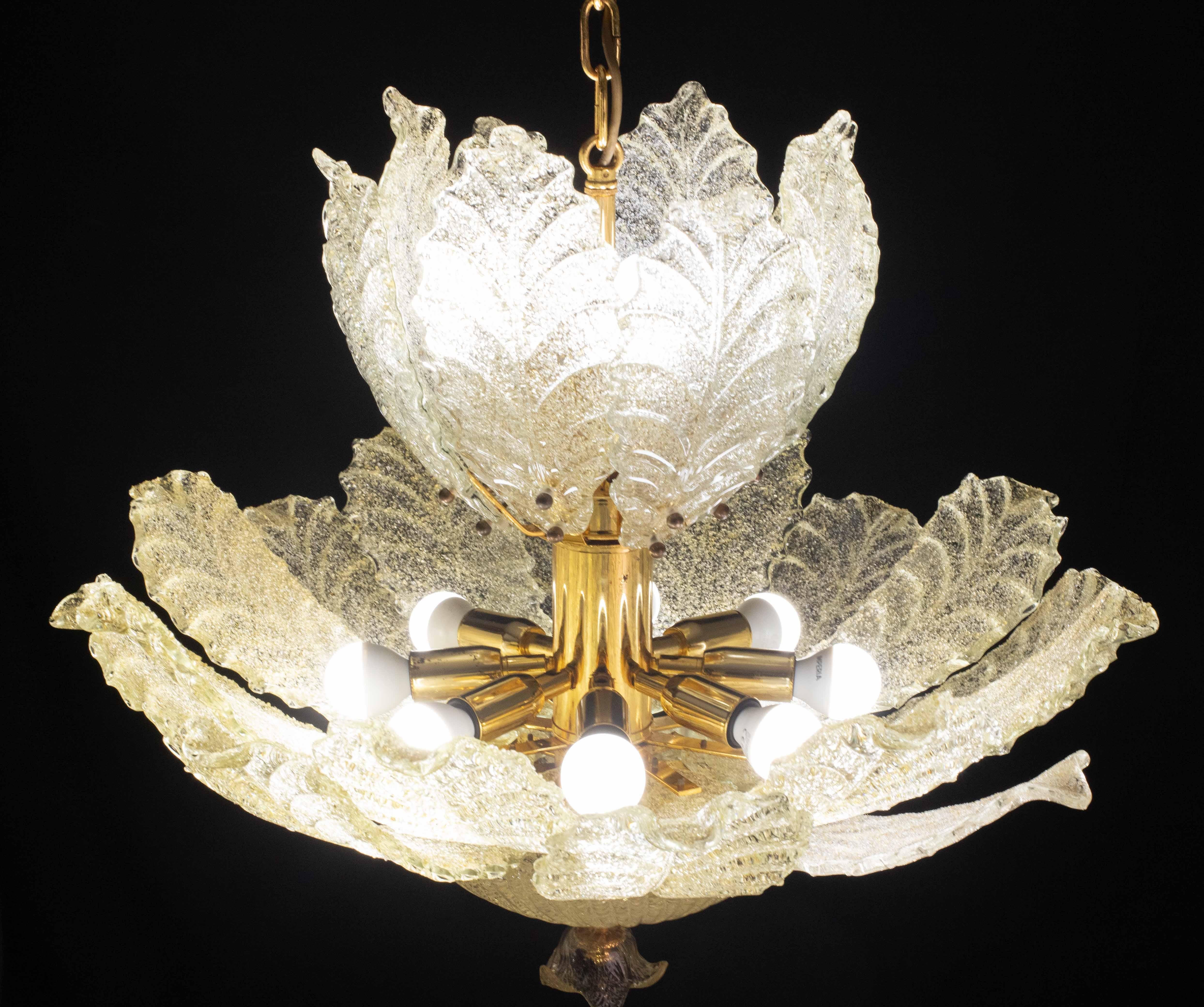 Außergewöhnlicher großformatiger goldener Vintage Murano Glas Kronleuchter, 1970 im Angebot 7