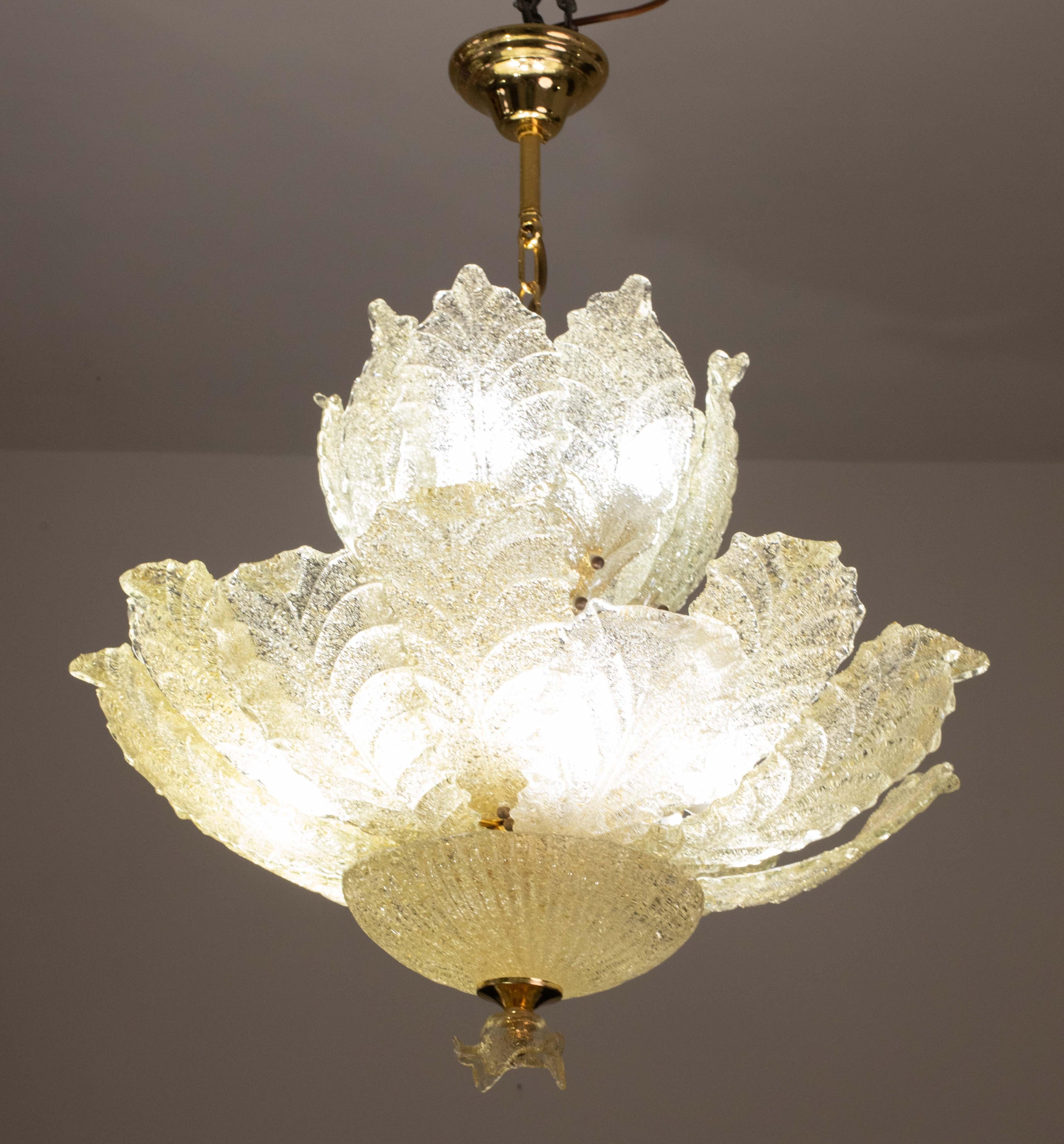 Außergewöhnlicher großformatiger goldener Vintage Murano Glas Kronleuchter, 1970 (Italienisch) im Angebot
