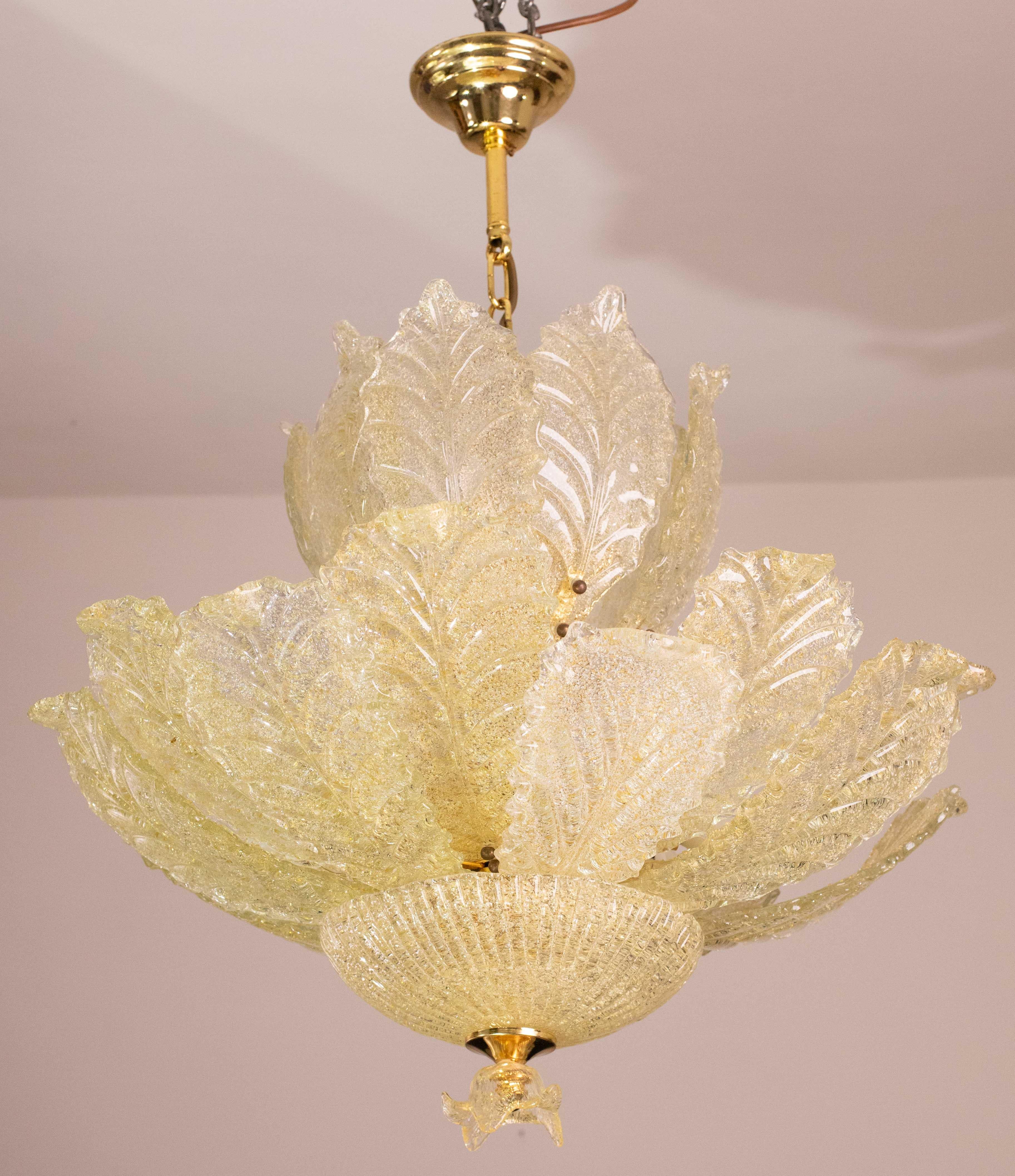 Außergewöhnlicher großformatiger goldener Vintage Murano Glas Kronleuchter, 1970 (Ende des 20. Jahrhunderts) im Angebot