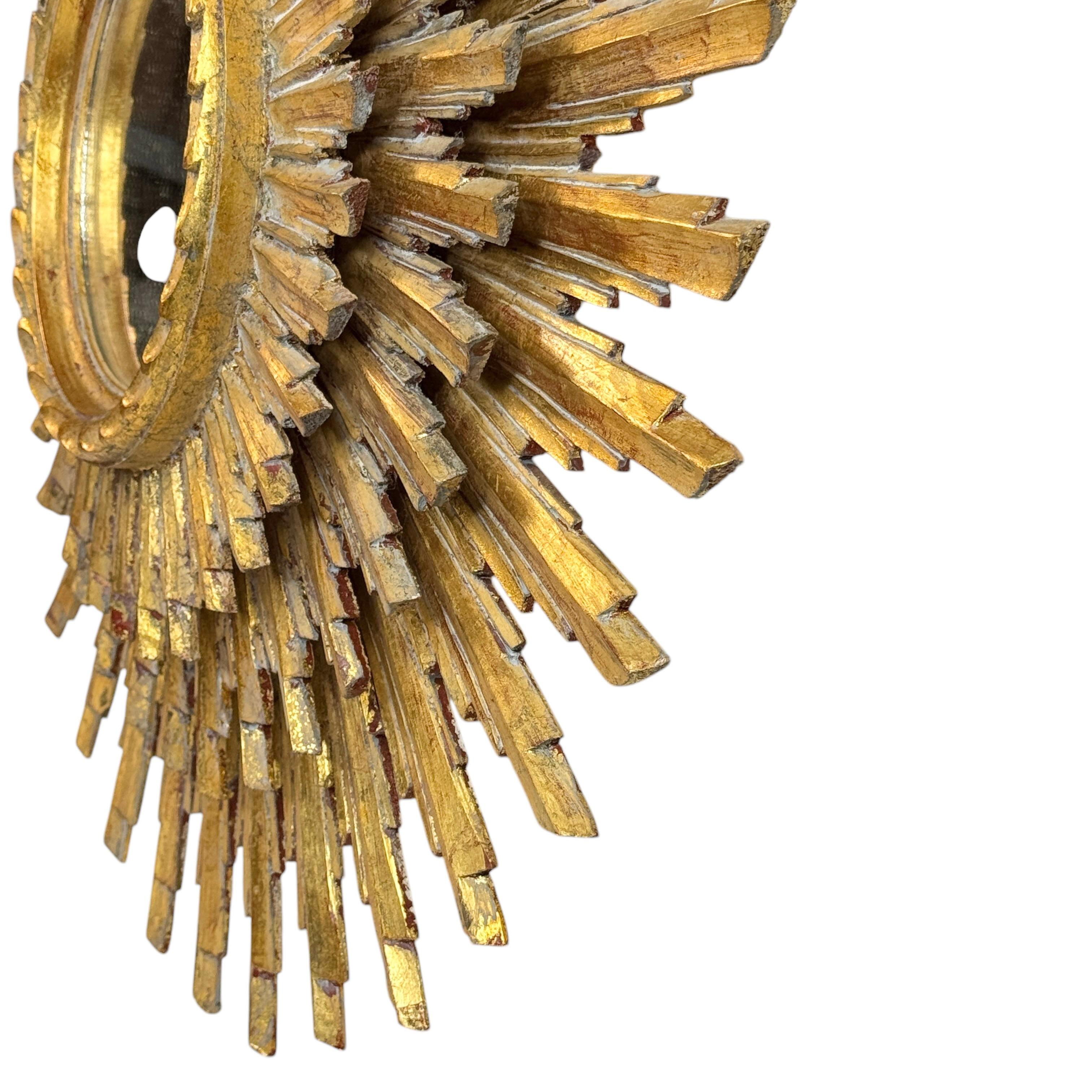 Extraordinaire grand miroir en trois couches Sunburst Starburst  Bois doré France 1950 en vente 3