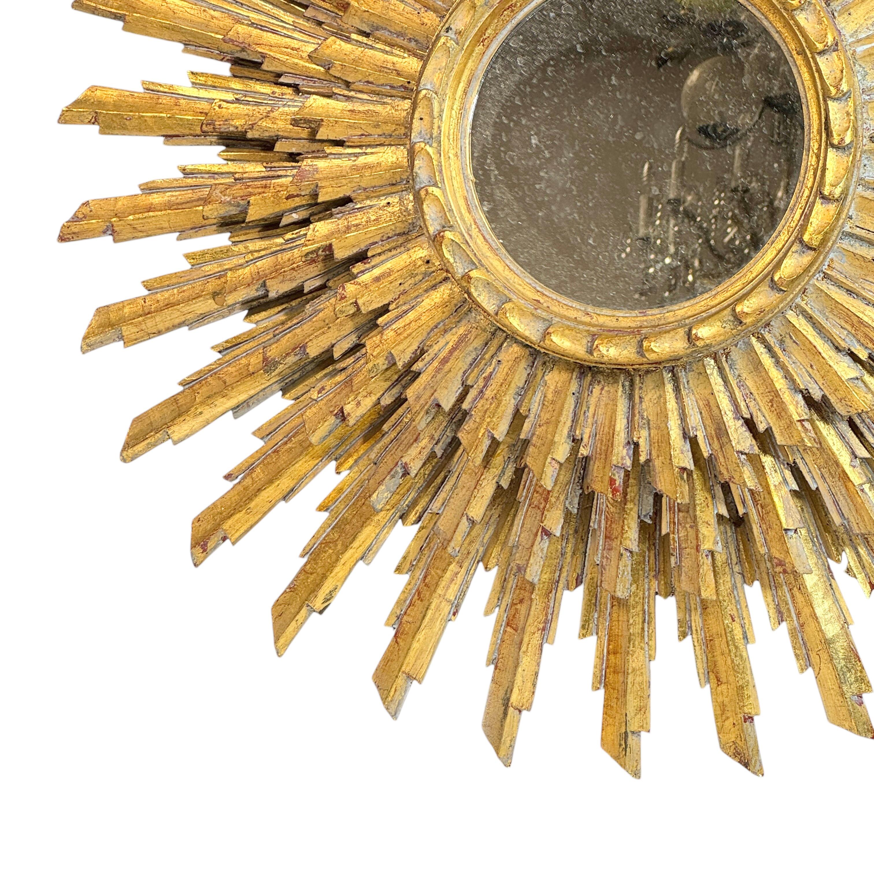 Français Extraordinaire grand miroir en trois couches Sunburst Starburst  Bois doré France 1950 en vente