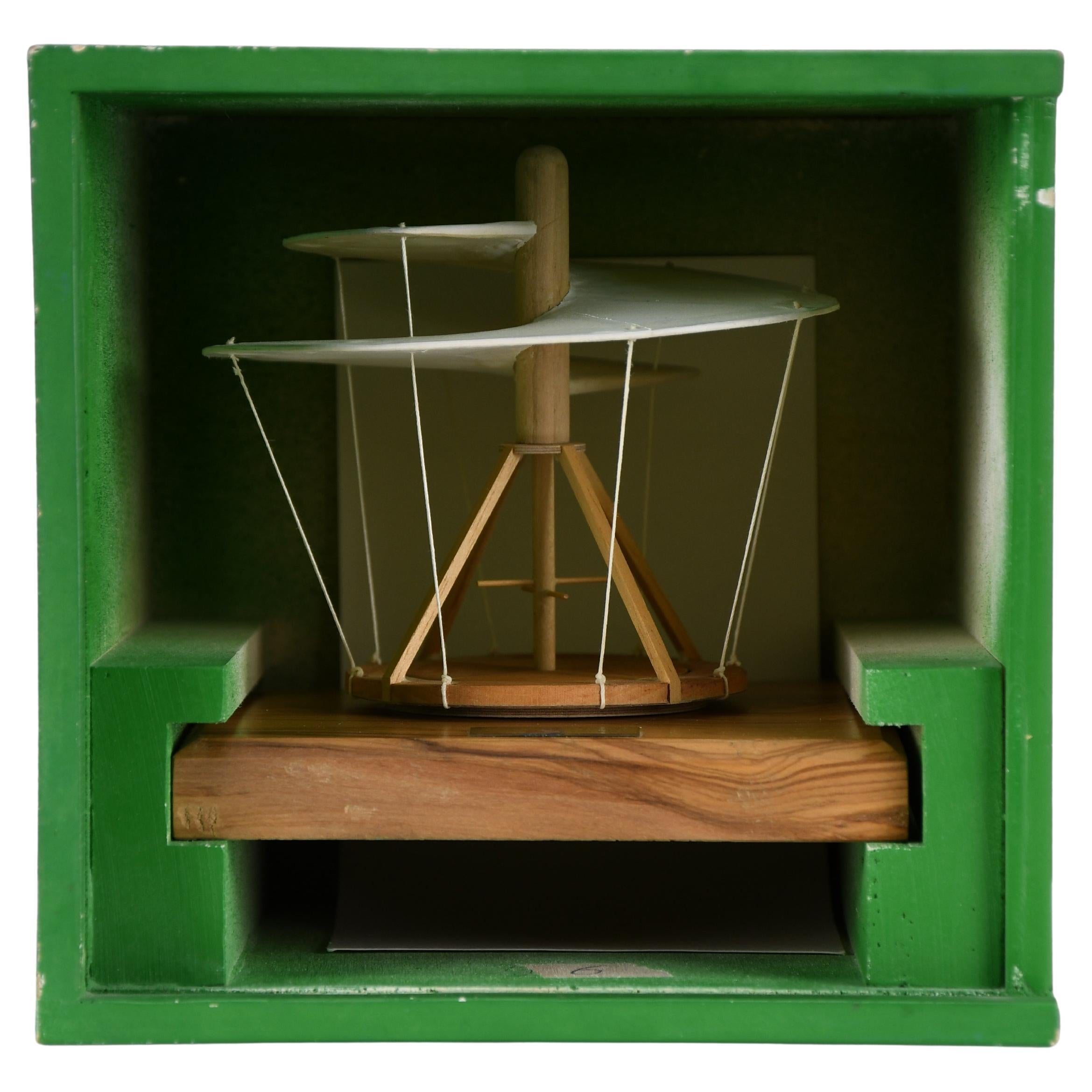 Straordinario modello di elicottero di Leonardo da Vinci - di Giovanni Sacchi in vendita