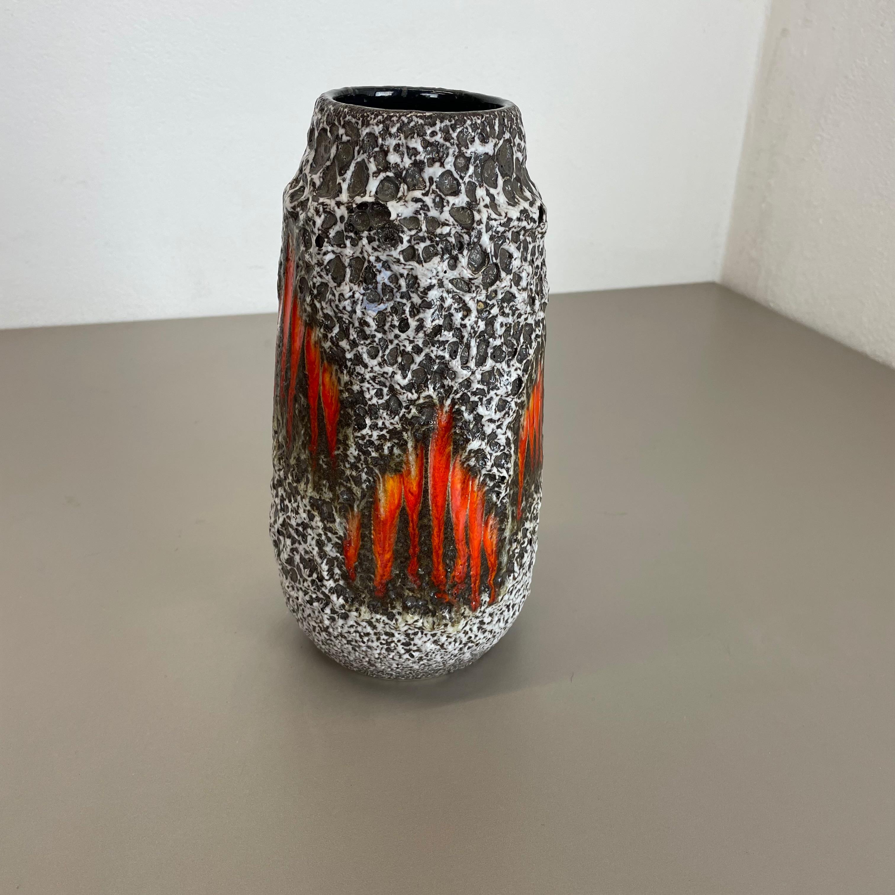 Mid-Century Modern Extraordinary LORA Zig Zag Pottery Fat Lava Vase by Scheurich, Germany, 1970s For Sale