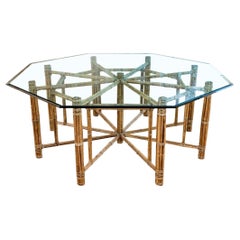 Straordinario tavolo da pranzo ottagonale con piano in bambù e vetro di McGuire Furniture